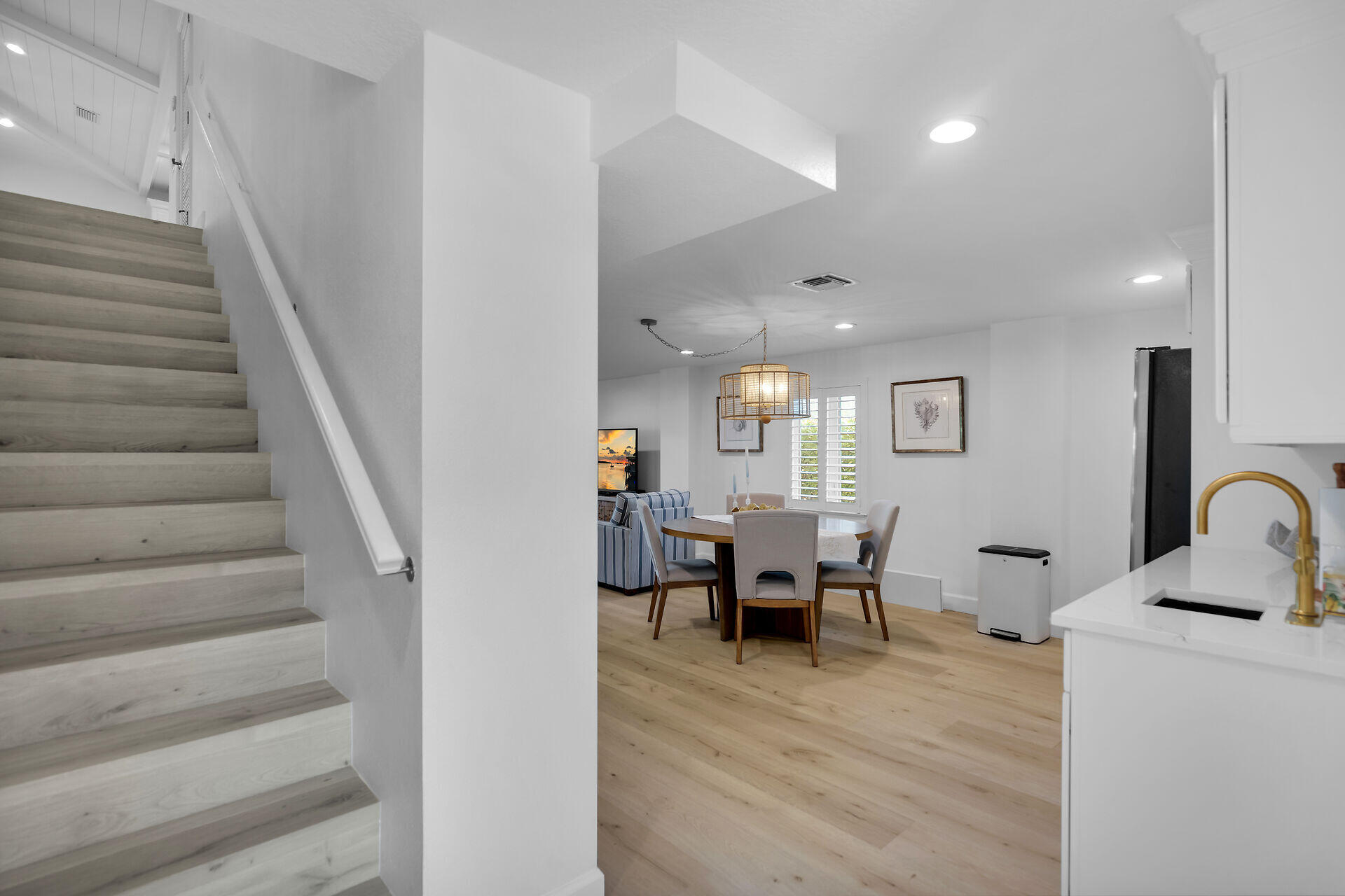 Tavernier, Florida, 33070, United States, 4 Bedrooms Bedrooms, ,3 BathroomsBathrooms,Residential,For Sale,1902729