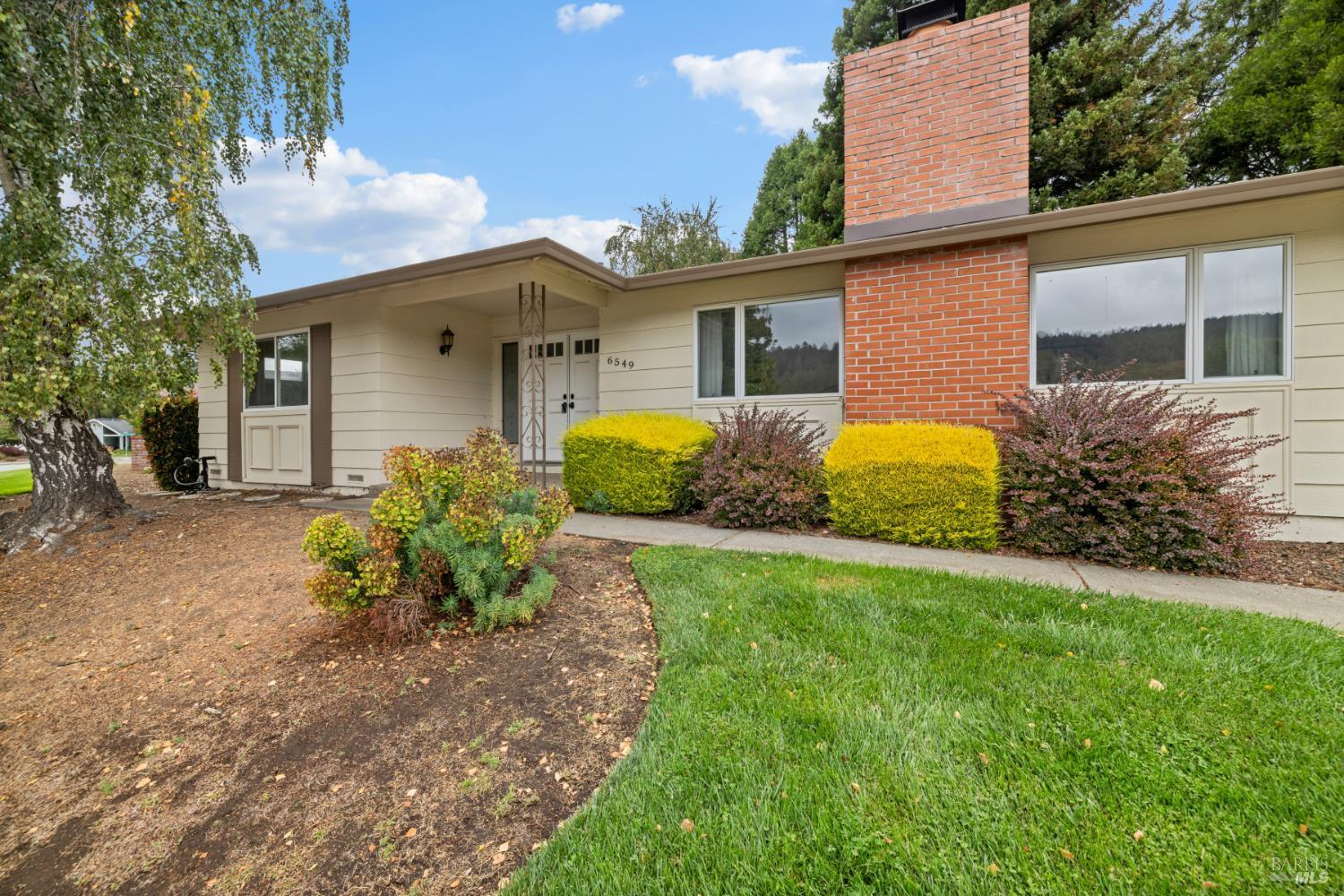 Santa Rosa, California, 95409, United States, 2 Bedrooms Bedrooms, ,2 BathroomsBathrooms,Residential,For Sale,1975845