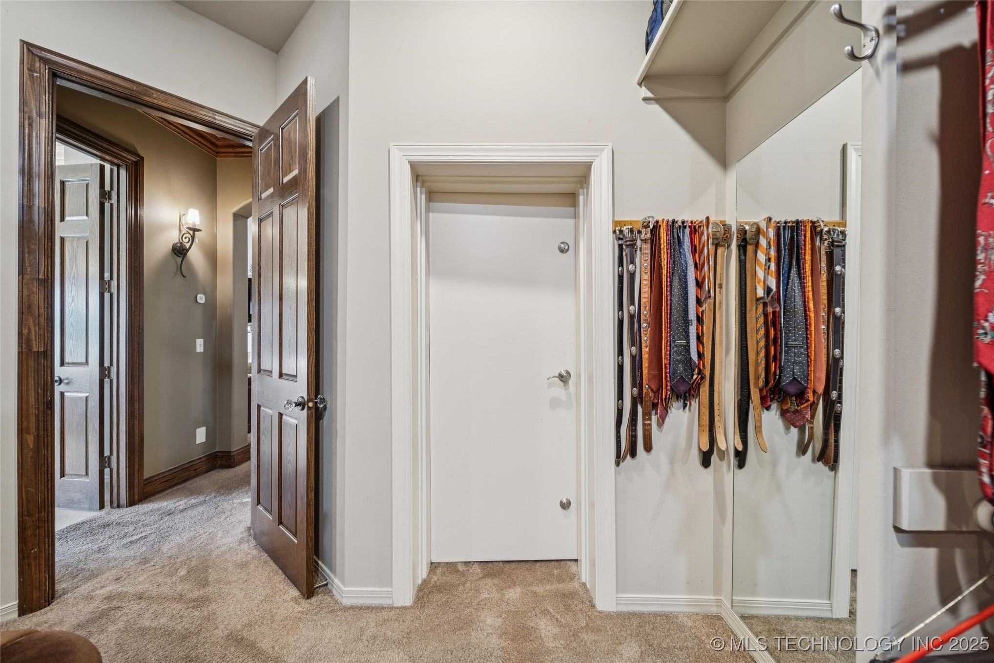 Mounds, Oklahoma, 74047, United States, 4 Bedrooms Bedrooms, ,6 BathroomsBathrooms,Residential,For Sale,1960960