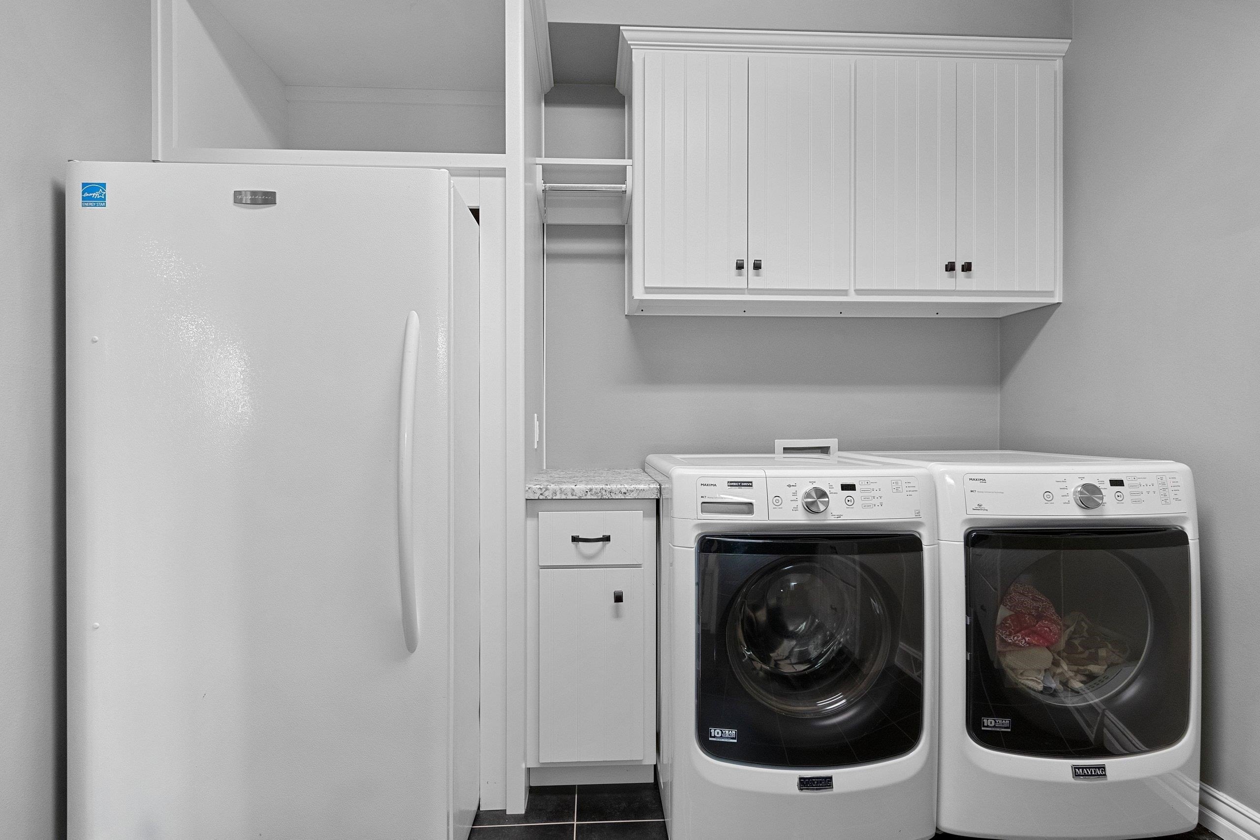 GREEN BAY, Wisconsin, 54302-5254, United States, 5 Bedrooms Bedrooms, ,4 BathroomsBathrooms,Residential,For Sale,1975812