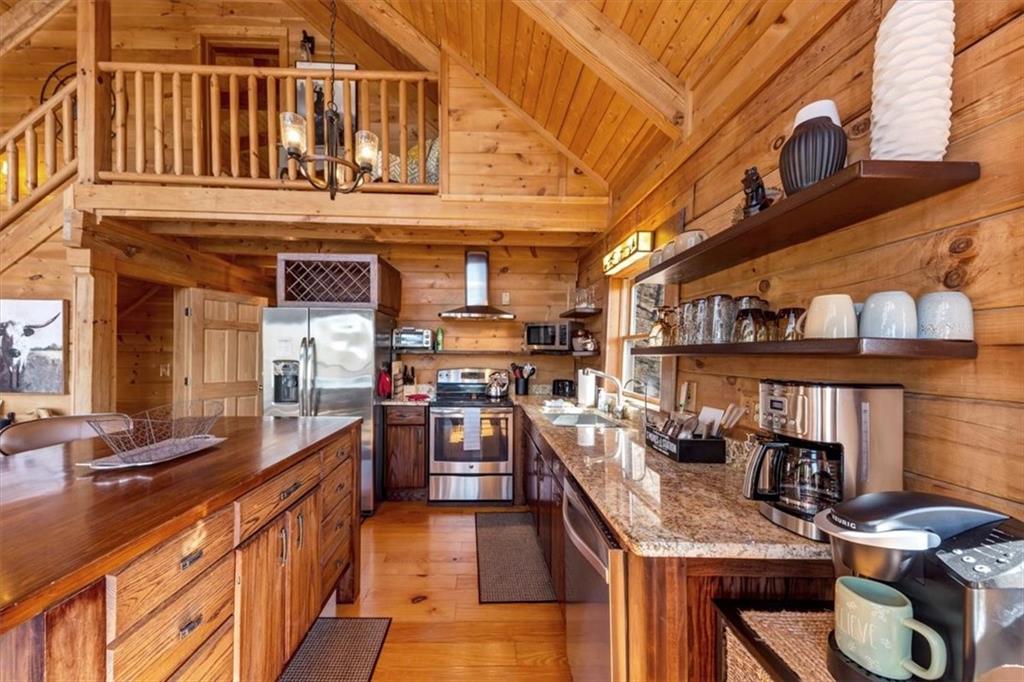 Big Canoe, Georgia, 30143, United States, 3 Bedrooms Bedrooms, ,3 BathroomsBathrooms,Residential,For Sale,2010391