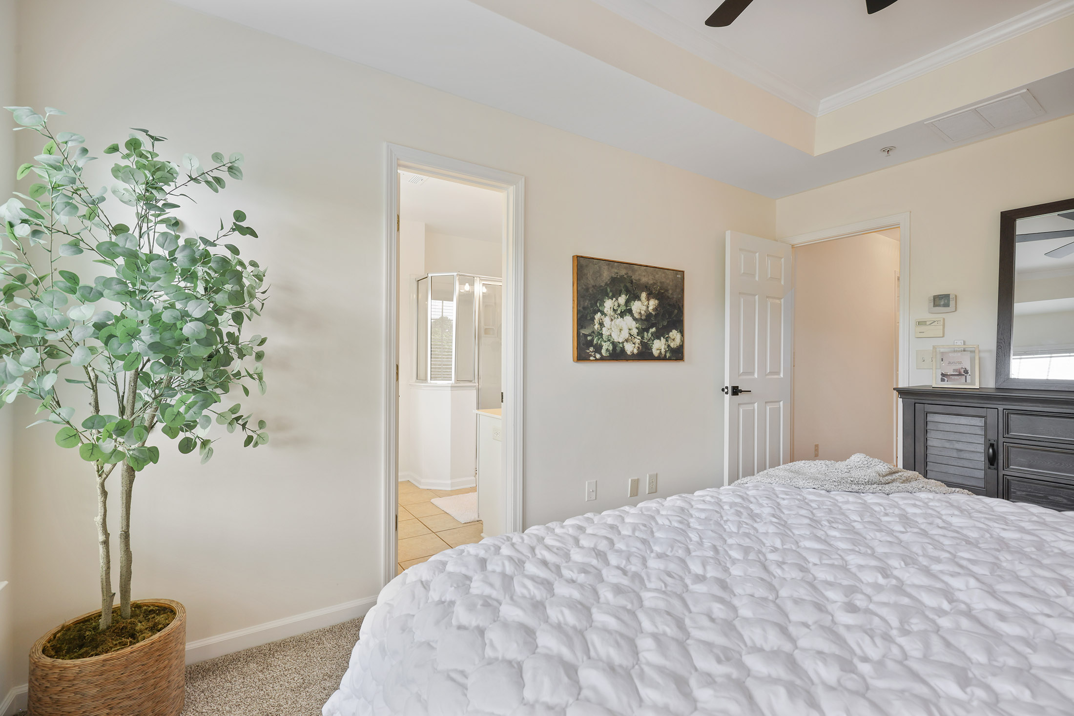  Move-in Ready Townhome in Highlands View - 物件實景