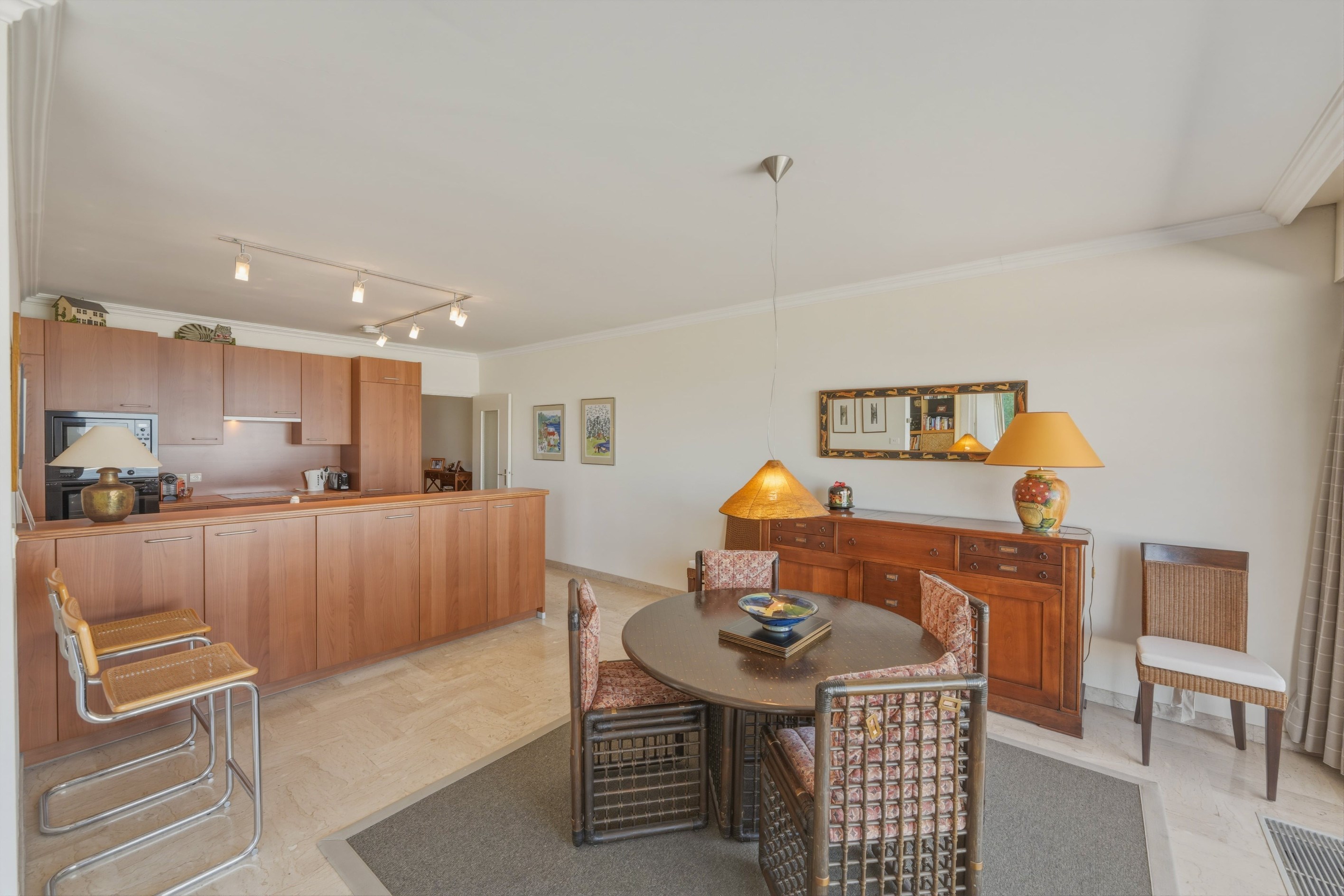  EVIAN FOUR BEDROOM APARTMENT VIEW ON THE LAKE - 物件實景
