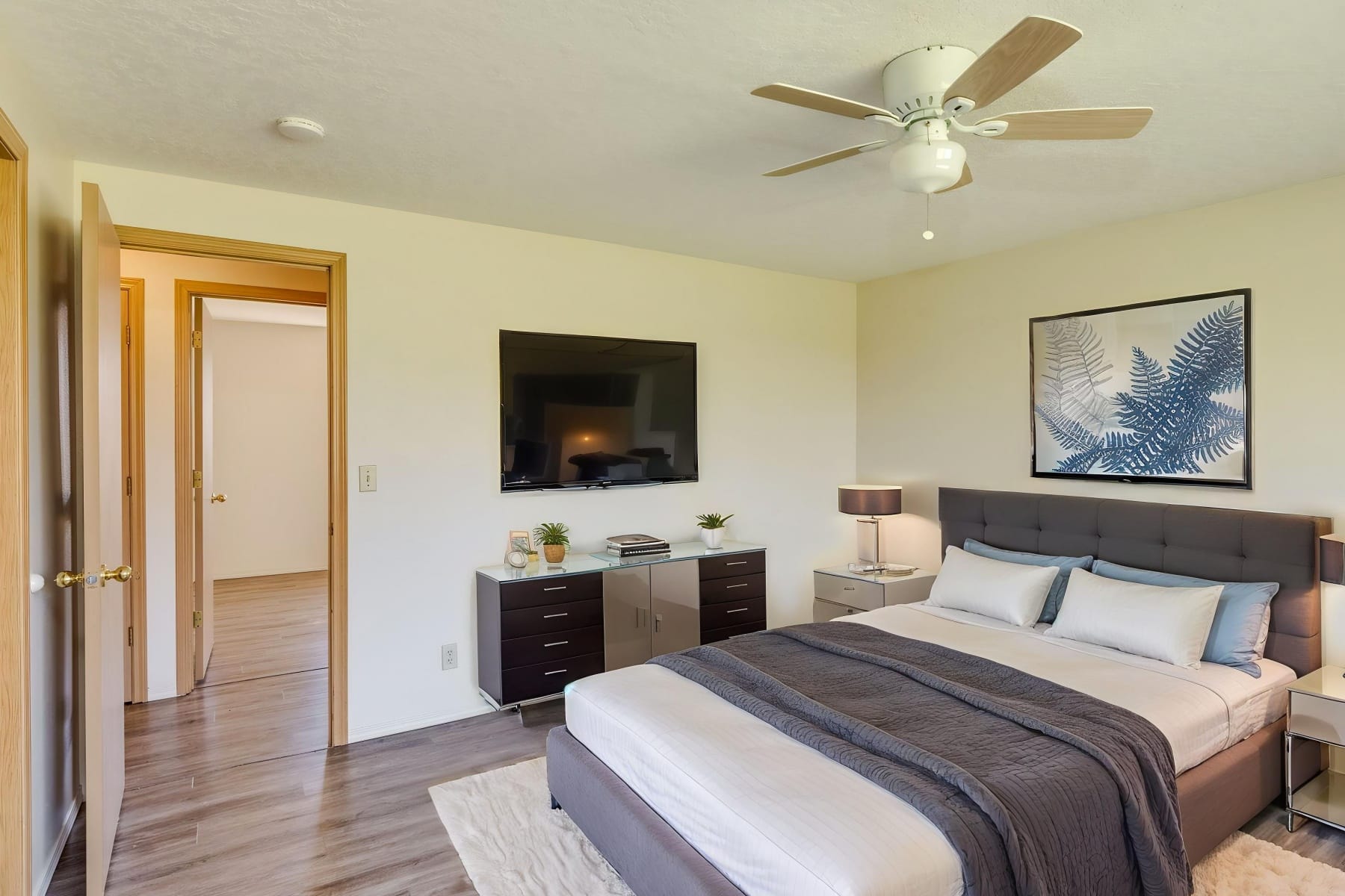  19330 NW GILLIHAN RD Portland, OR 97231 - 物件實景