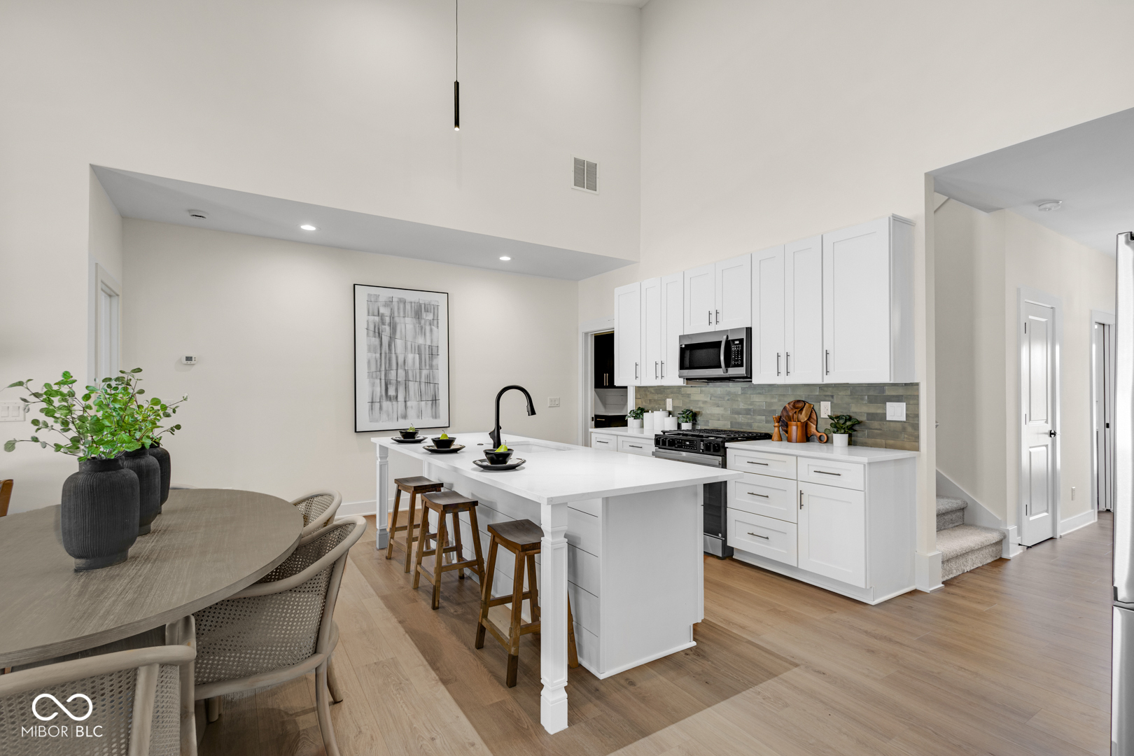 Noblesville, Indiana, 46062, United States, 3 Bedrooms Bedrooms, ,3 BathroomsBathrooms,Residential,For Sale,1978599