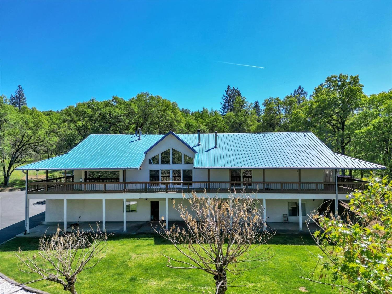 Penn Valley, California, 95946, United States, 3 Bedrooms Bedrooms, ,4 BathroomsBathrooms,Residential,For Sale,1798374