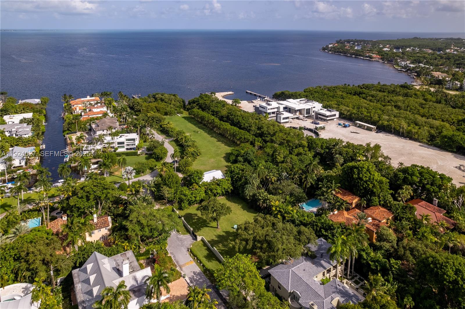 Coconut Grove, Florida, 33133, United States, ,Land,For Sale,2001655