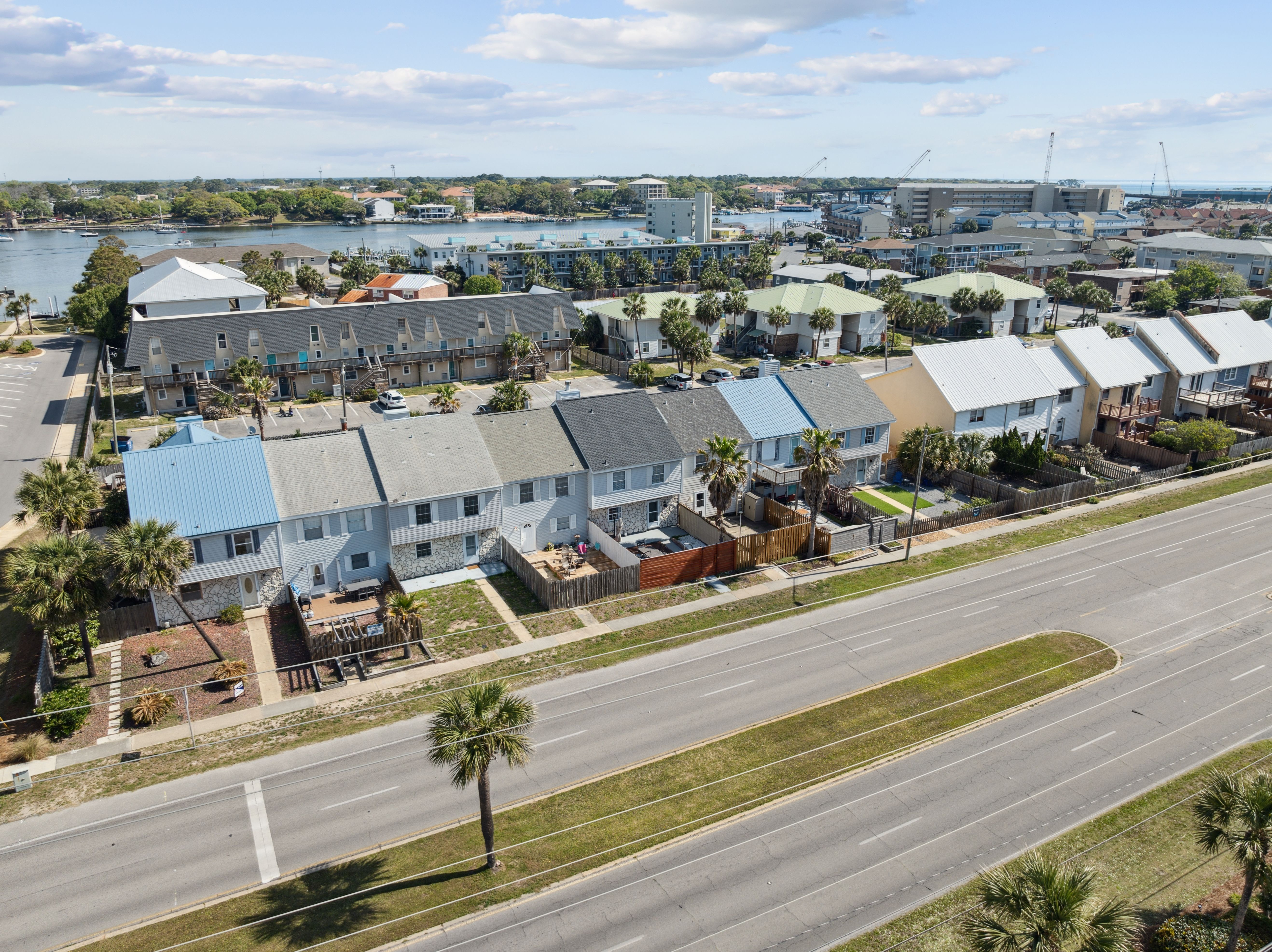  Updated Townhome Just Steps from the Gulf and Boat Launch - 物件實景