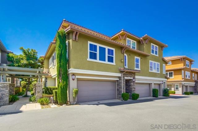 Santee, California, 92071, United States, 2 Bedrooms Bedrooms, ,2 BathroomsBathrooms,Residential,For Sale,1929099