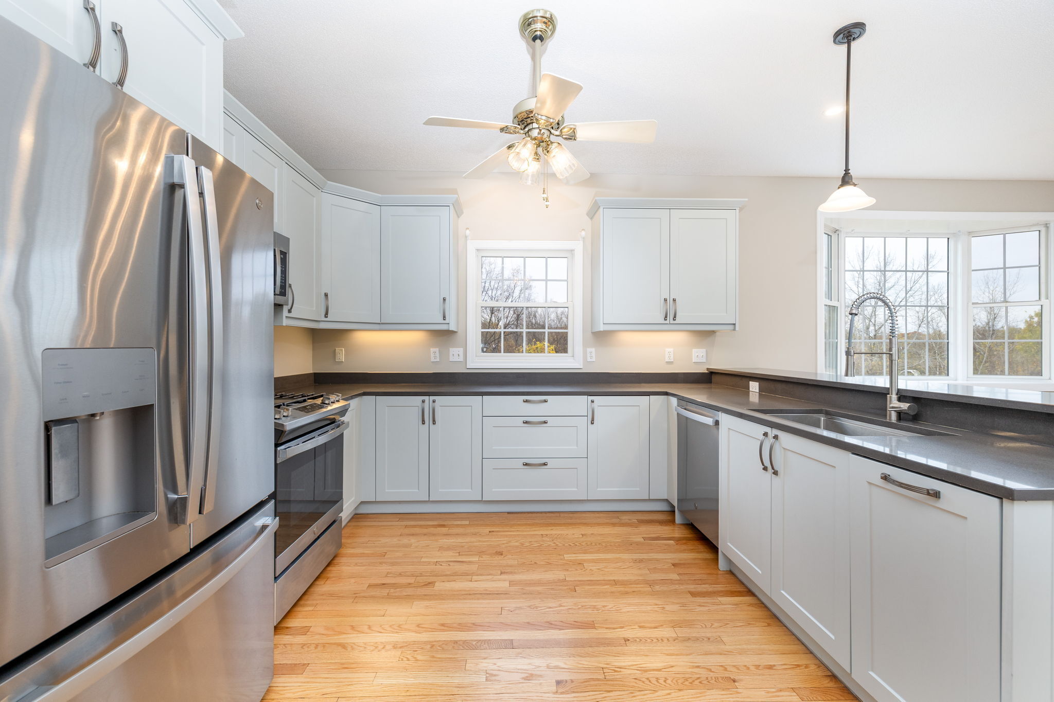 Rocky Hill, Connecticut, 06067, United States, 4 Bedrooms Bedrooms, ,3 BathroomsBathrooms,Residential,For Sale,1991962