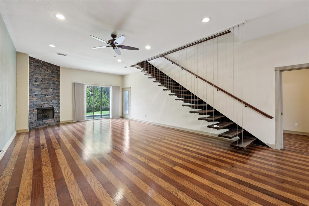 Fort Worth, Texas, 76107, United States, 5 Bedrooms Bedrooms, ,3 BathroomsBathrooms,Residential,For Sale,1915369