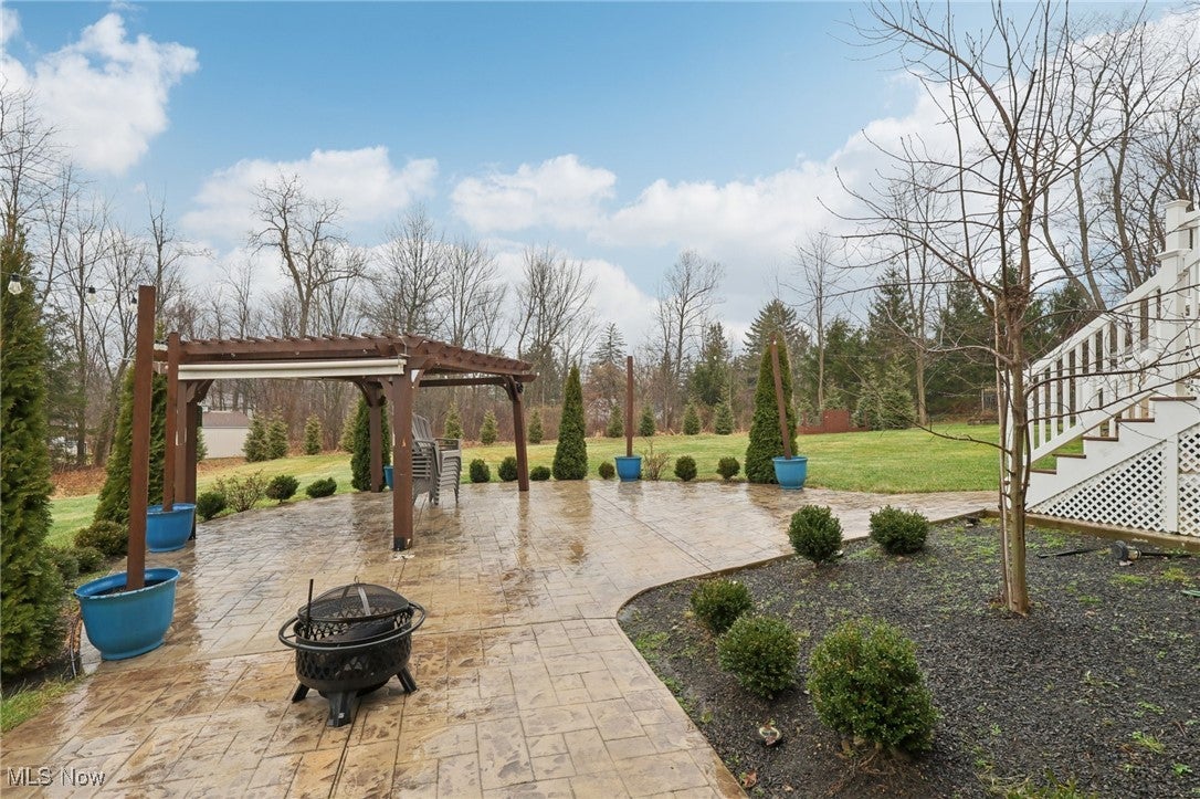 Concord, Ohio, 44077, United States, 4 Bedrooms Bedrooms, ,4 BathroomsBathrooms,Residential,For Sale,2009319