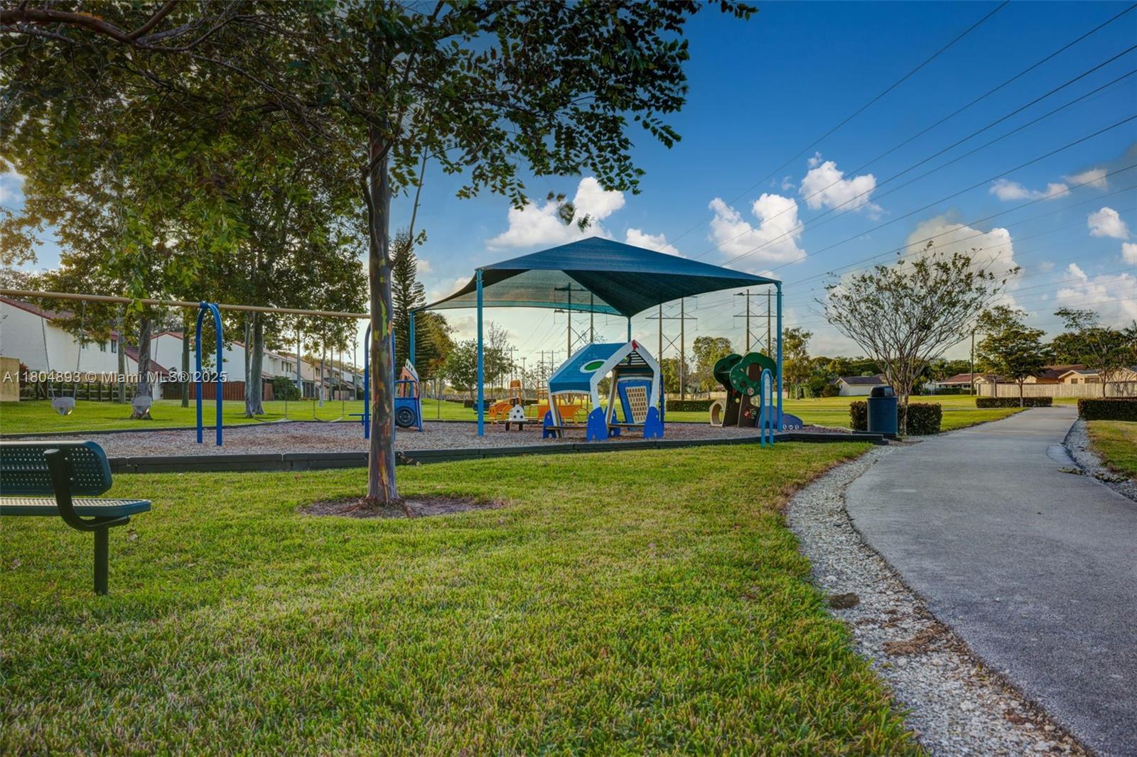 Cooper City, Florida, 33026, United States, 3 Bedrooms Bedrooms, ,2 BathroomsBathrooms,Residential,For Sale,1827965