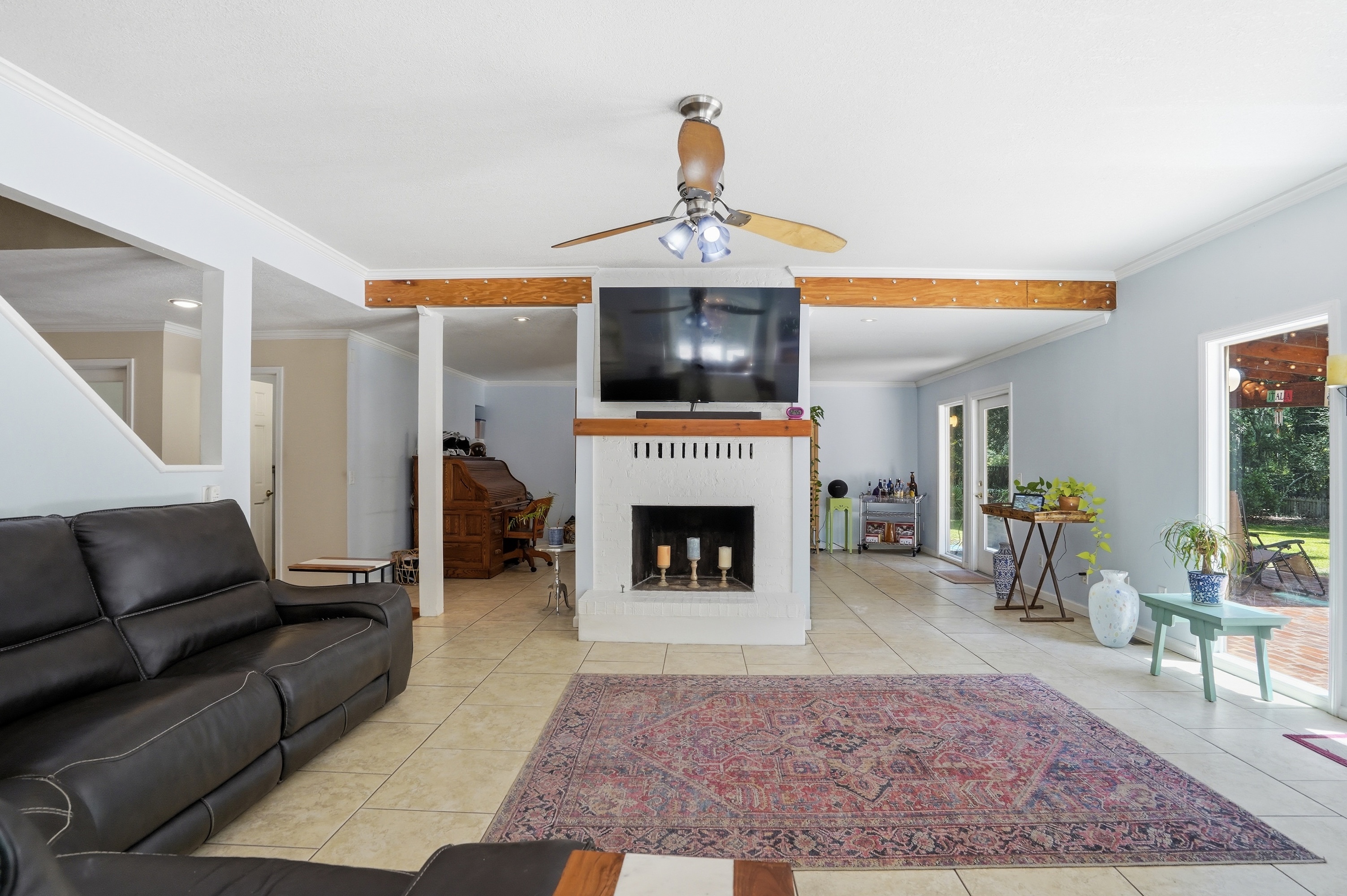  188 Saint Clair Drive - 物件實景