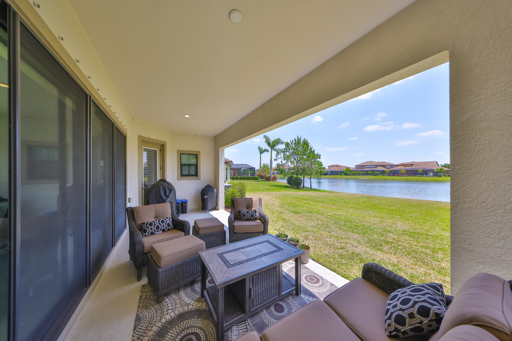 Riverview, Florida, 33579, United States, 5 Bedrooms Bedrooms, ,5 BathroomsBathrooms,Residential,For Sale,1944782