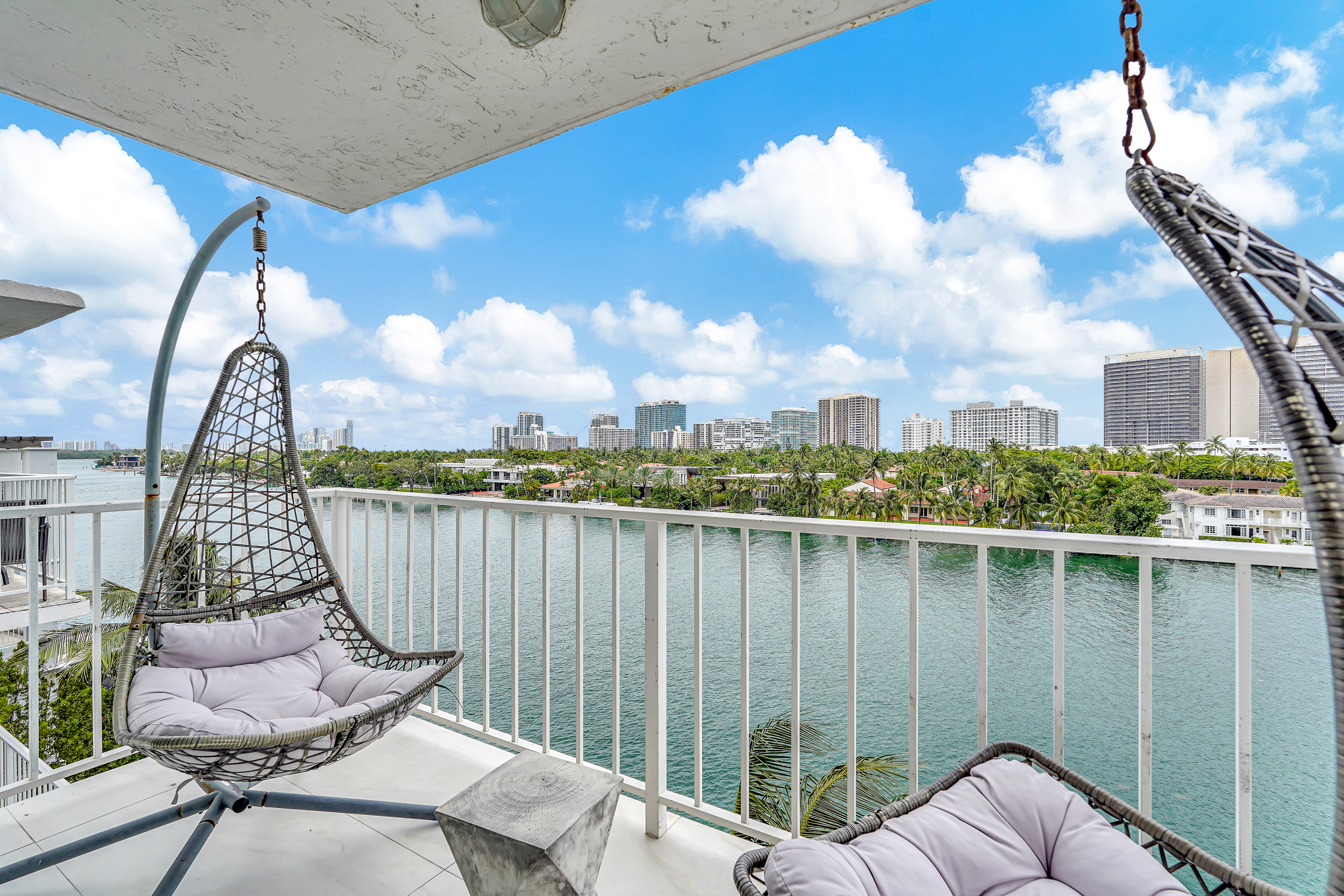  9721 E Bay Harbor Dr, Bay Harbor Islands, FL, 33154 - 物件實景