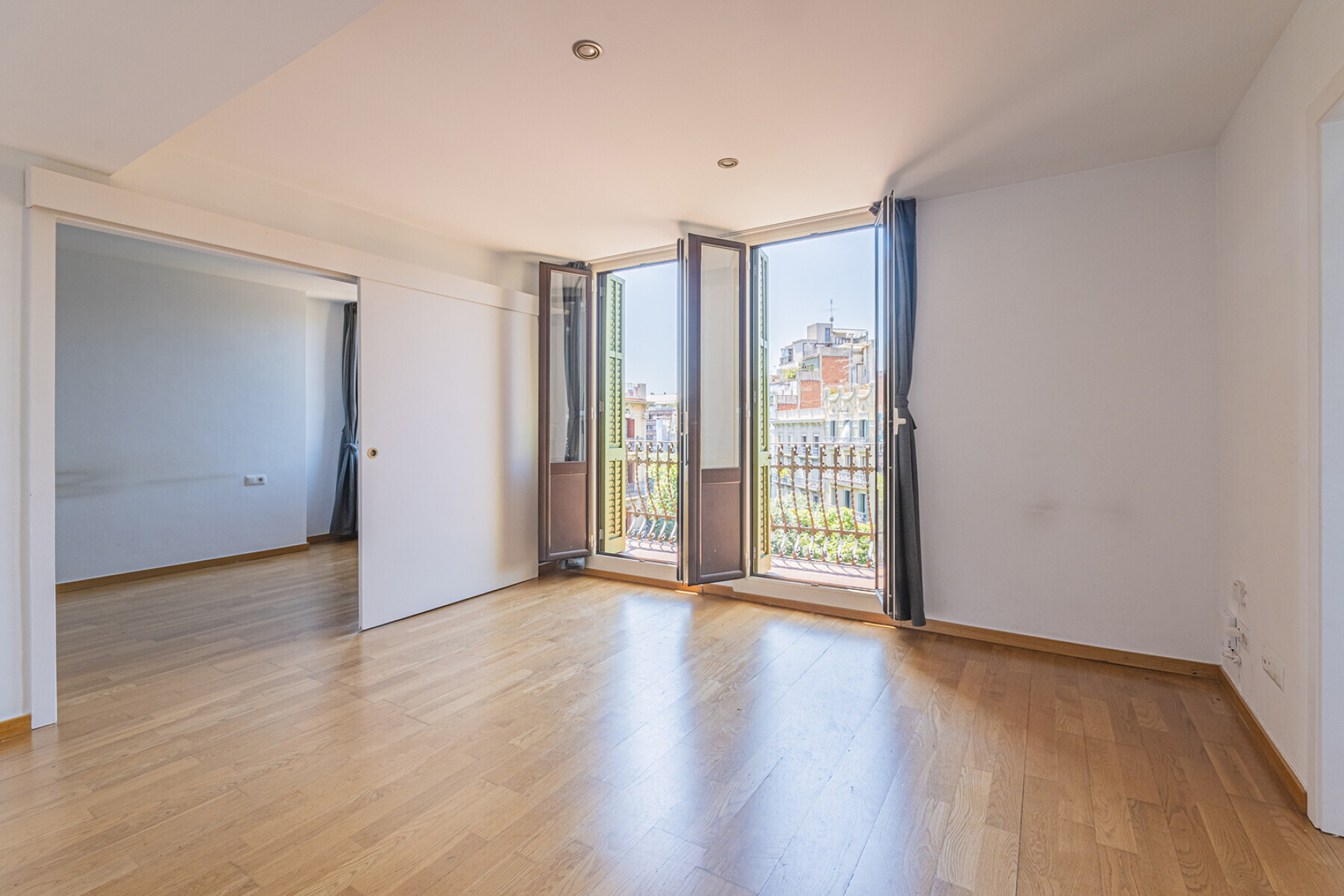  Bright top-floor apartment with a private terrace in Eixample - 物件實景