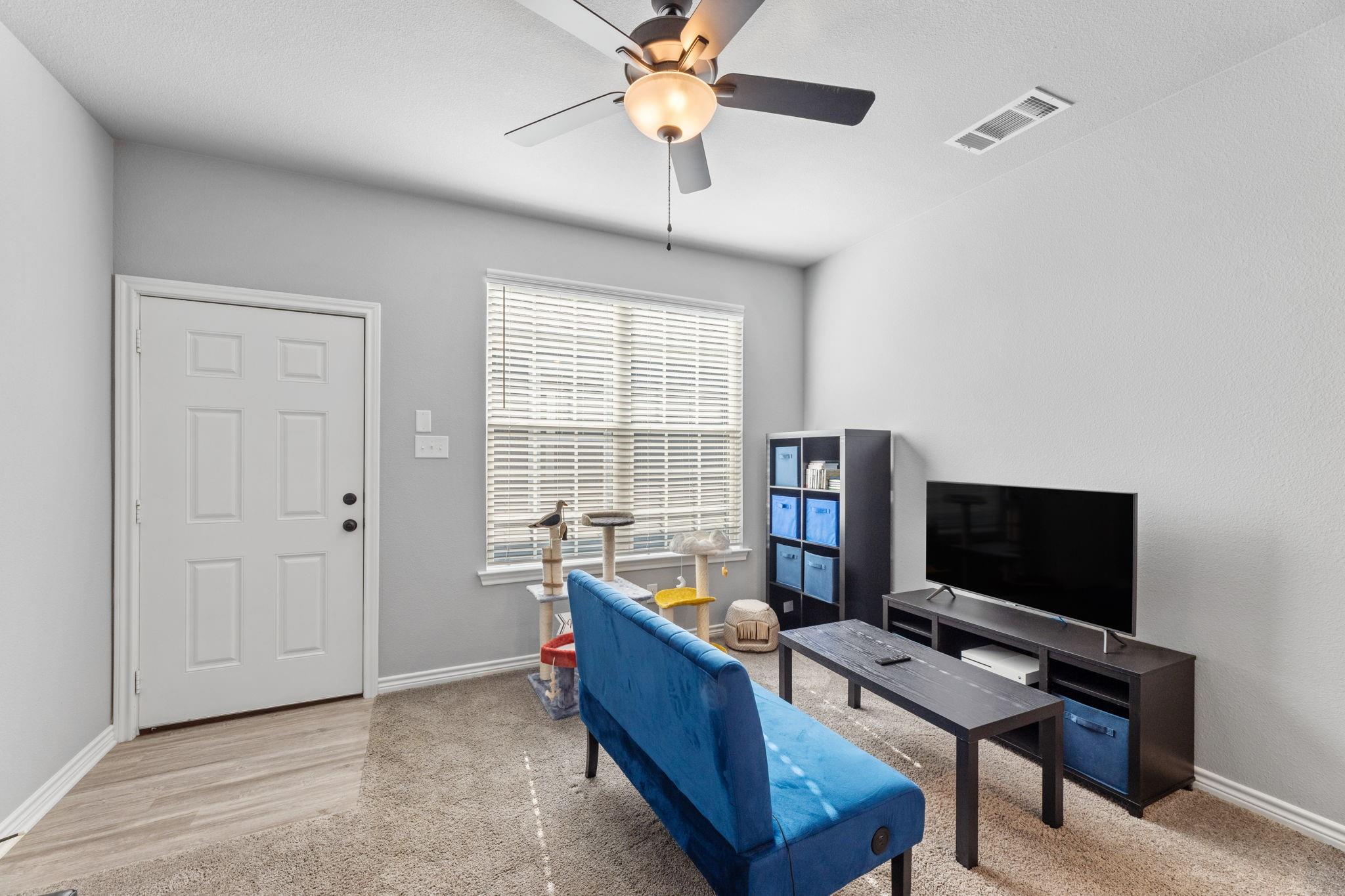 Wills Point, Texas, 75169, United States, 5 Bedrooms Bedrooms, ,5 BathroomsBathrooms,Residential,For Sale,2002529