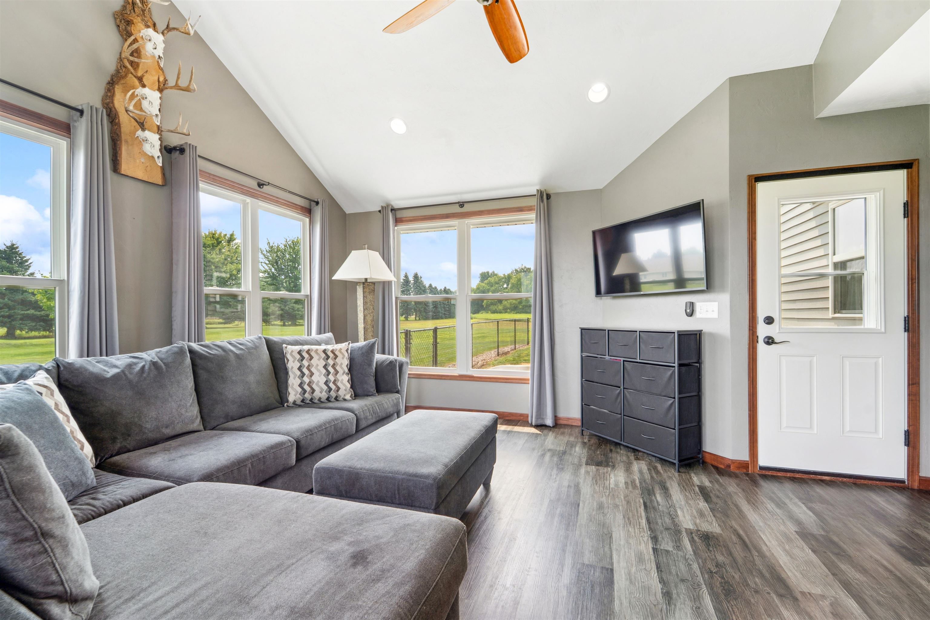 SHIOCTON, Wisconsin, 54170, United States, 4 Bedrooms Bedrooms, ,3 BathroomsBathrooms,Residential,For Sale,1912677