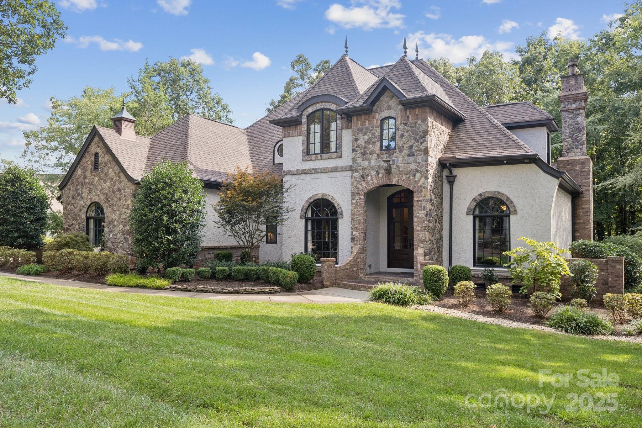Waxhaw, North Carolina, 28173, United States, 5 Bedrooms Bedrooms, ,4 BathroomsBathrooms,Residential,For Sale,1940354
