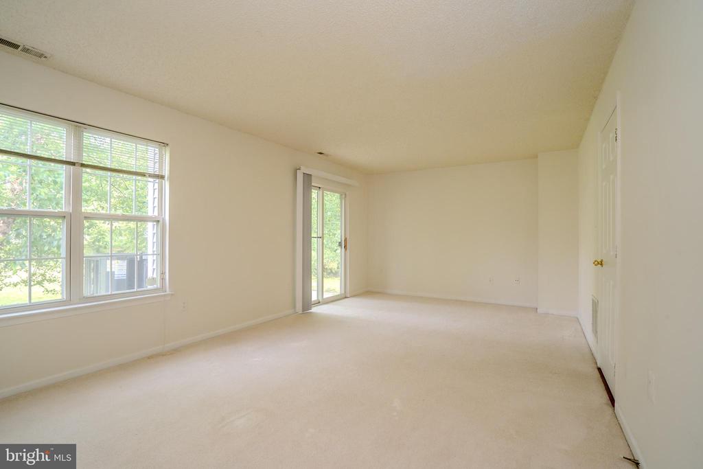 Princeton, New Jersey, 08540, United States, 4 Bedrooms Bedrooms, ,4 BathroomsBathrooms,Residential,For Sale,1938433