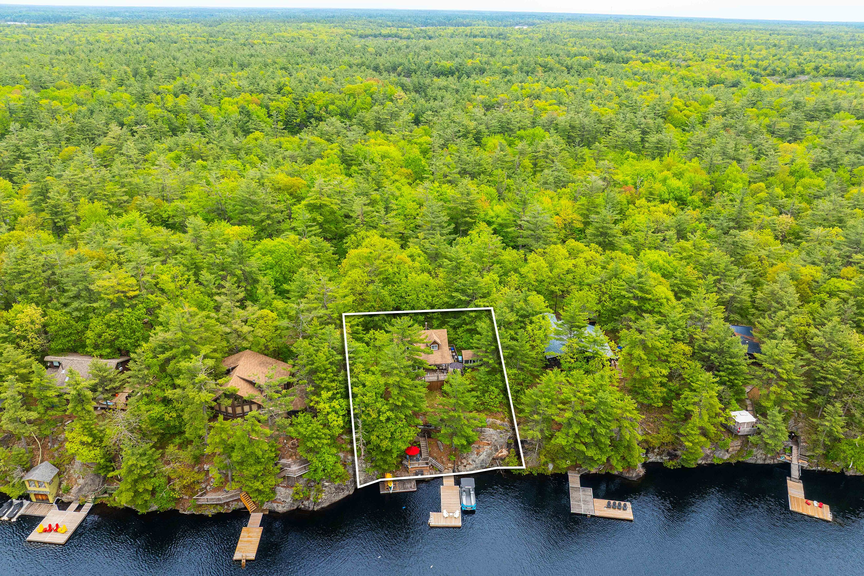  Peaceful Grants Bay on Kahshe - 物件實景