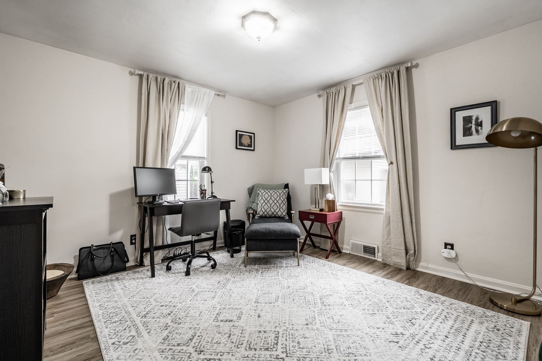  Charming Three Bedroom Washington Township Home - 物件實景