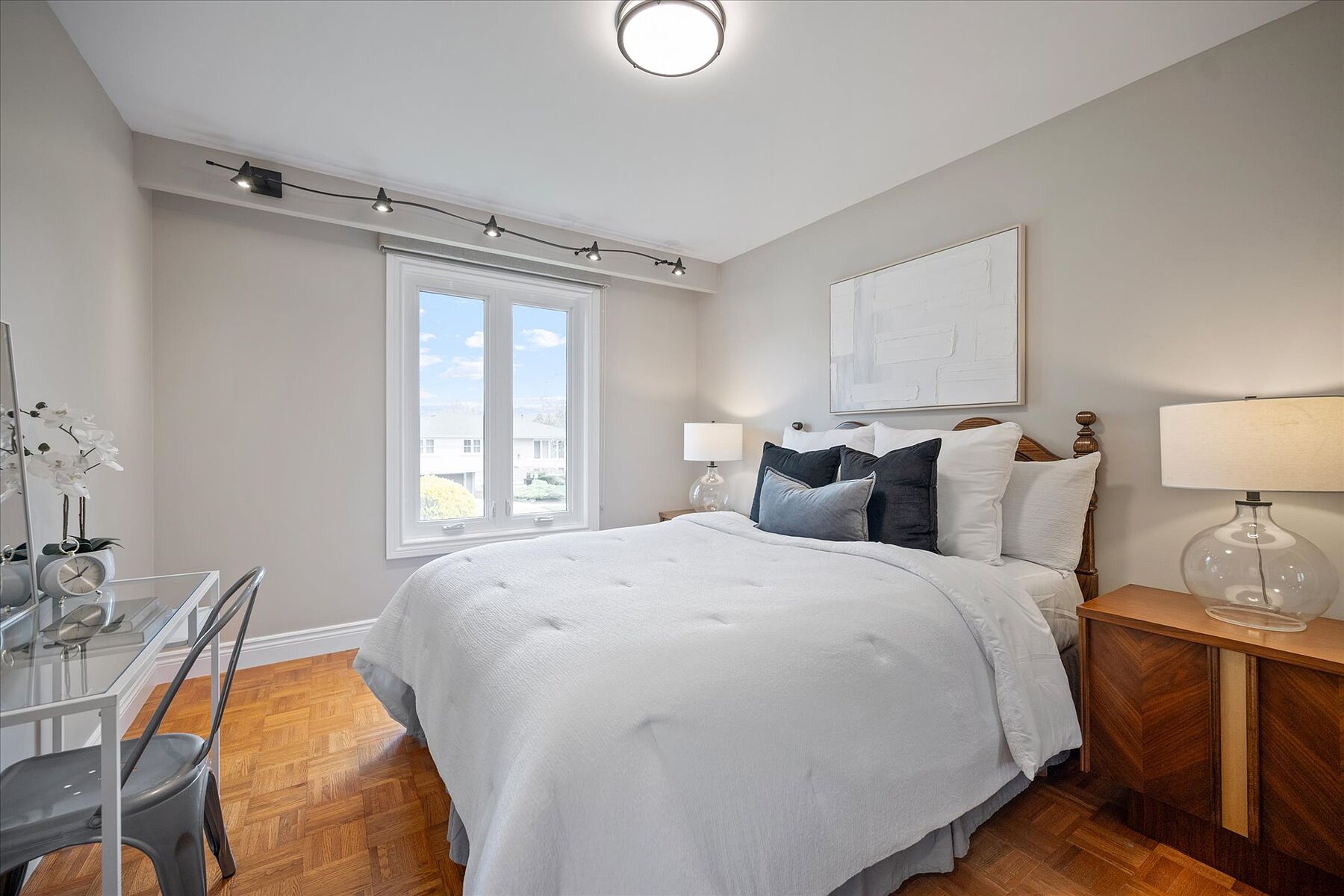  Spacious Falgarwood Sidesplit - 物件實景