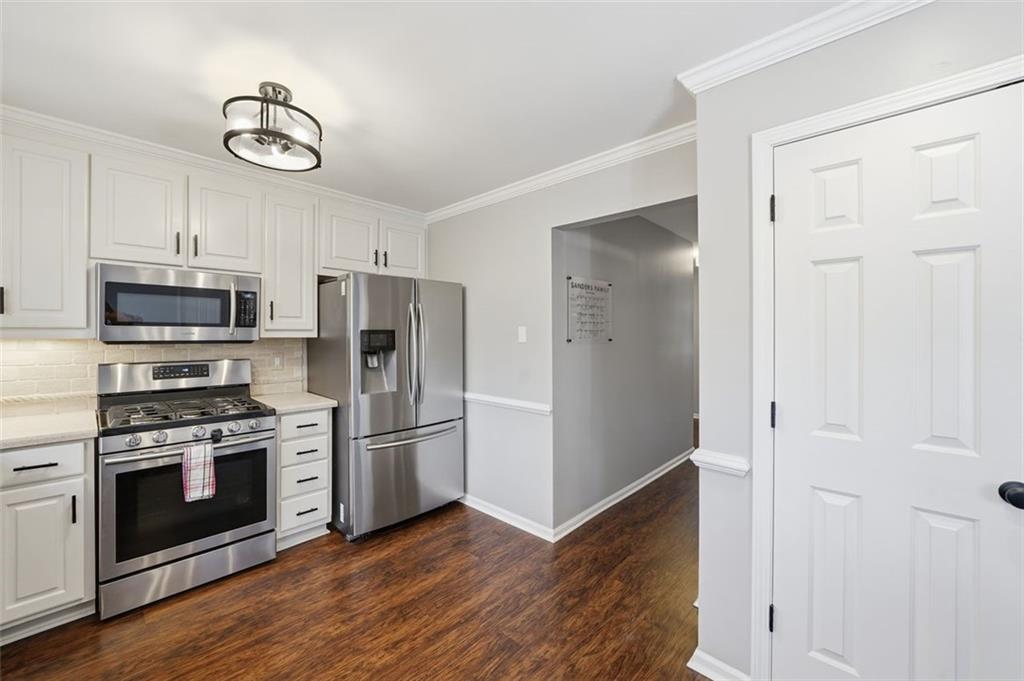 Roswell, Georgia, 30076, United States, 3 Bedrooms Bedrooms, ,2 BathroomsBathrooms,Residential,For Sale,2002041