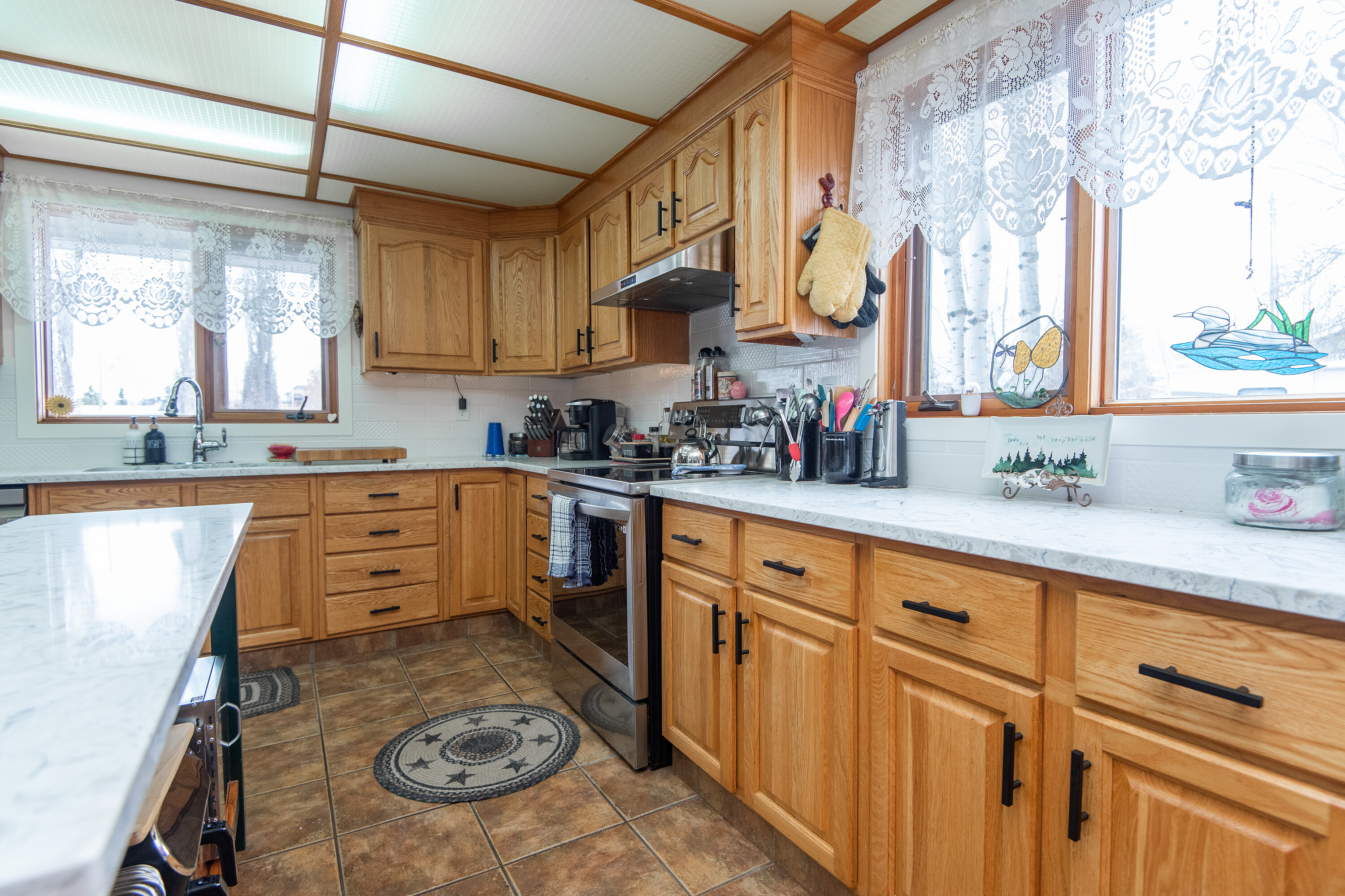  Rural Lacombe County, North - 物件實景