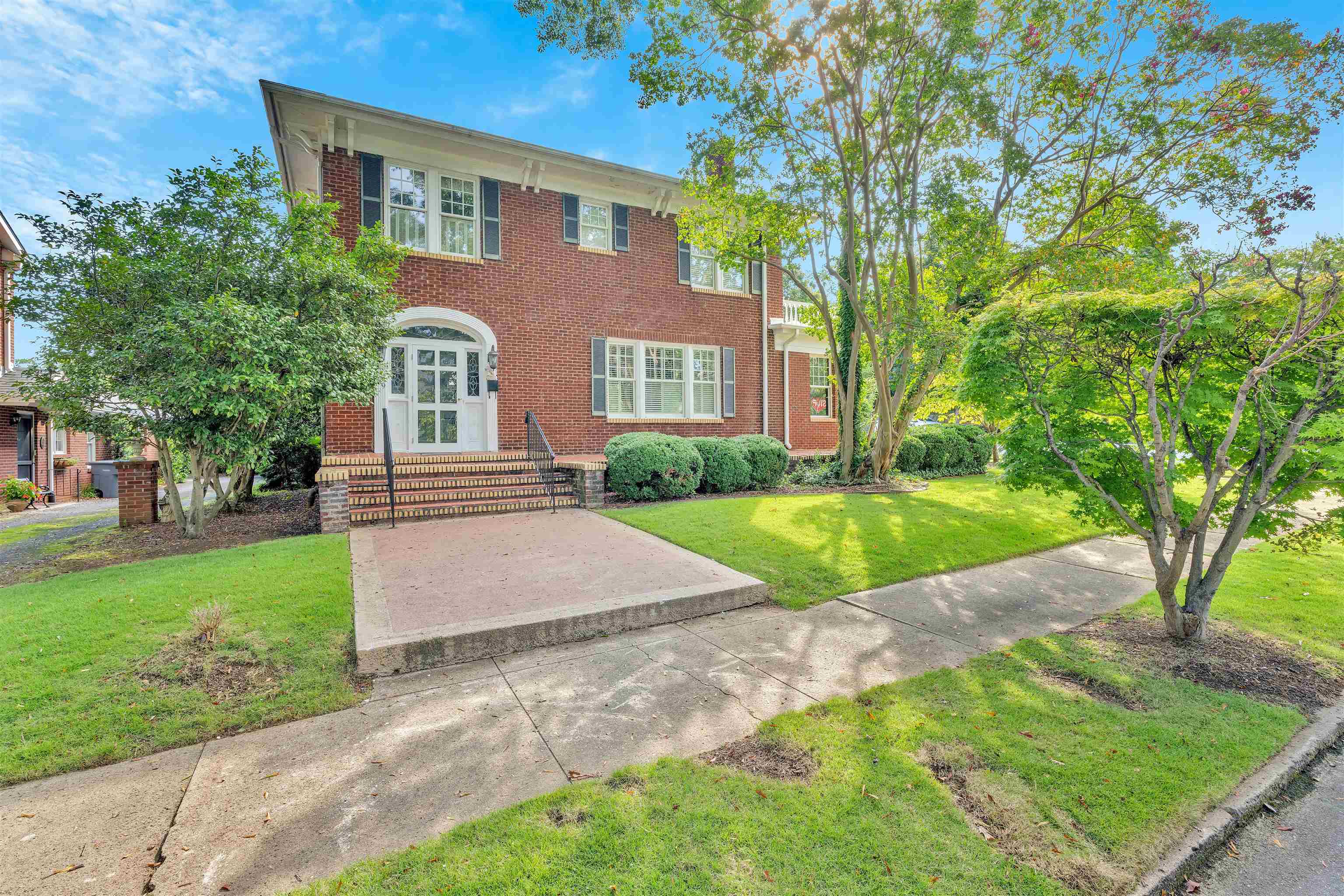 Spartanburg, South Carolina, 29302, United States, 4 Bedrooms Bedrooms, ,5 BathroomsBathrooms,Residential,For Sale,1919560