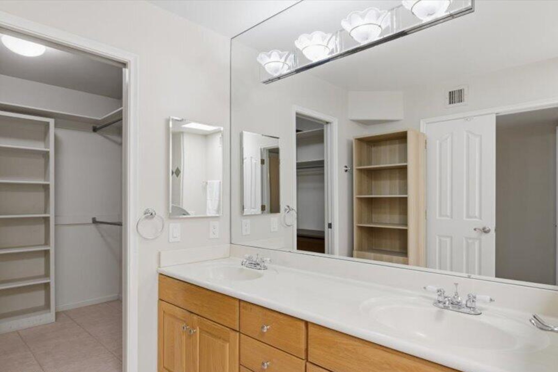  5630 E Sylvia Street  Scottsdale, AZ - 物件實景