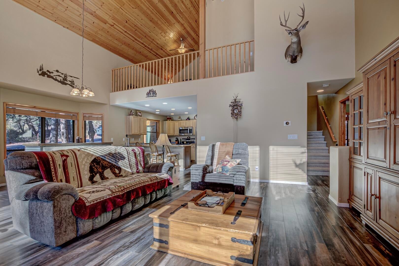 Pine, Arizona, 85544, United States, 3 Bedrooms Bedrooms, ,2 BathroomsBathrooms,Residential,For Sale,1998384