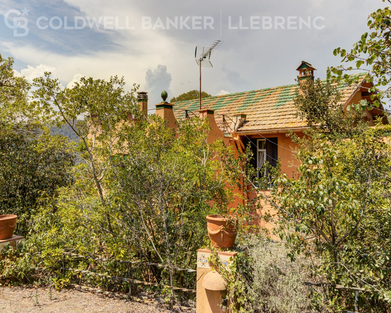 Barcelona, Barcelona, Sarri? - Sant Gervasi, Vallv, Barcelona, Catalonia, ES, 5 Bedrooms Bedrooms, ,3 BathroomsBathrooms,Residential,For Sale,Barcelona, Barcelona, Sarri? - Sant Gervasi, Vallv,1613204
