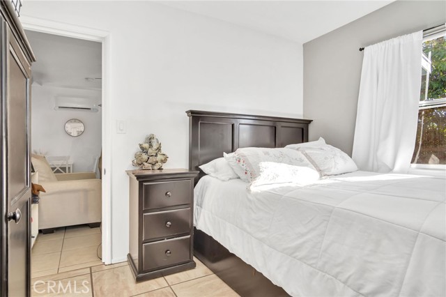 Los Angeles, California, 90023, United States, 3 Bedrooms Bedrooms, ,Residential,For Sale,1879139