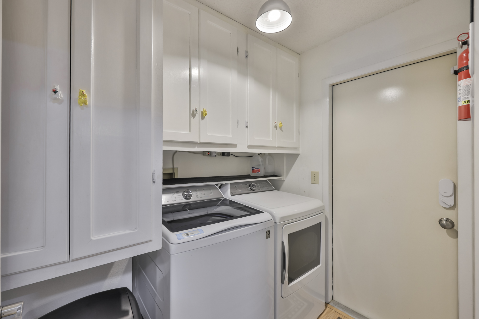 Tampa, Florida, 33635, United States, 4 Bedrooms Bedrooms, ,2 BathroomsBathrooms,Residential,For Sale,1996495