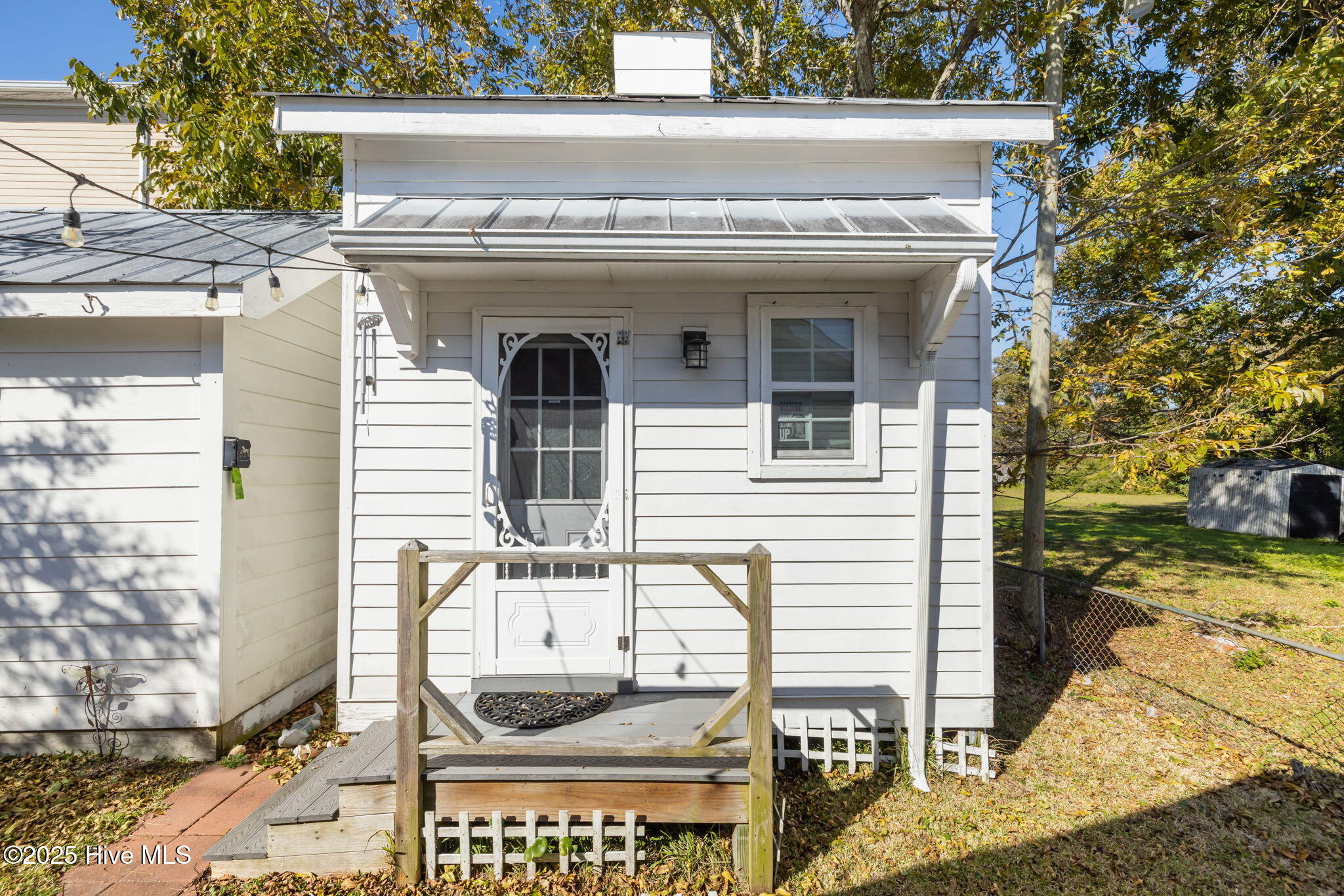 Beaufort, North Carolina, 28516, United States, 3 Bedrooms Bedrooms, ,2 BathroomsBathrooms,Residential,For Sale,1994463