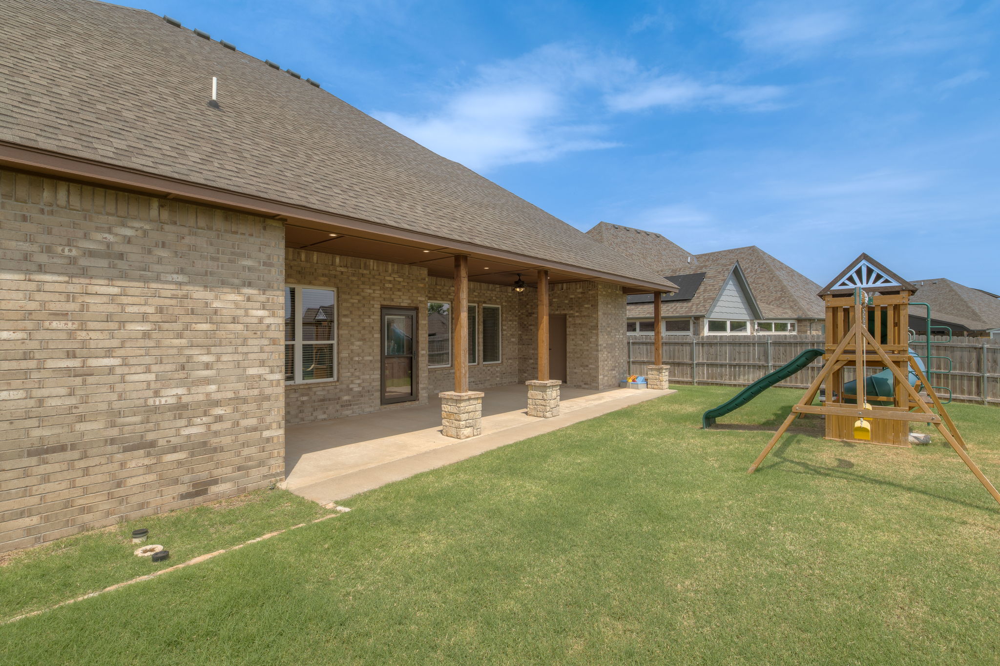  3904 Wedgewood Creek Drive, Oklahoma City, OK 73179 - 物件實景