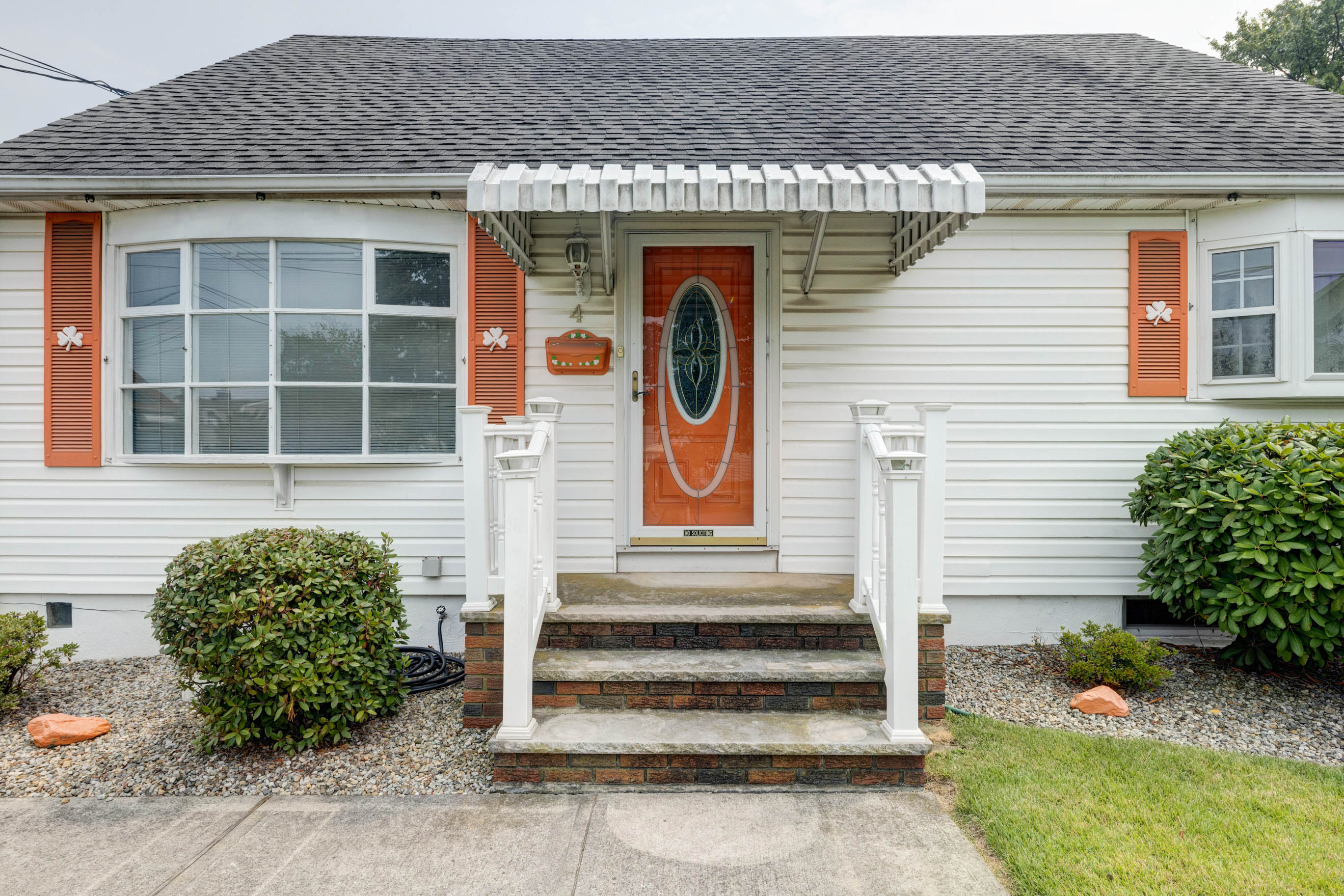 South Amboy, New Jersey, 08879, United States, 4 Bedrooms Bedrooms, ,2 BathroomsBathrooms,Residential,For Sale,1909705