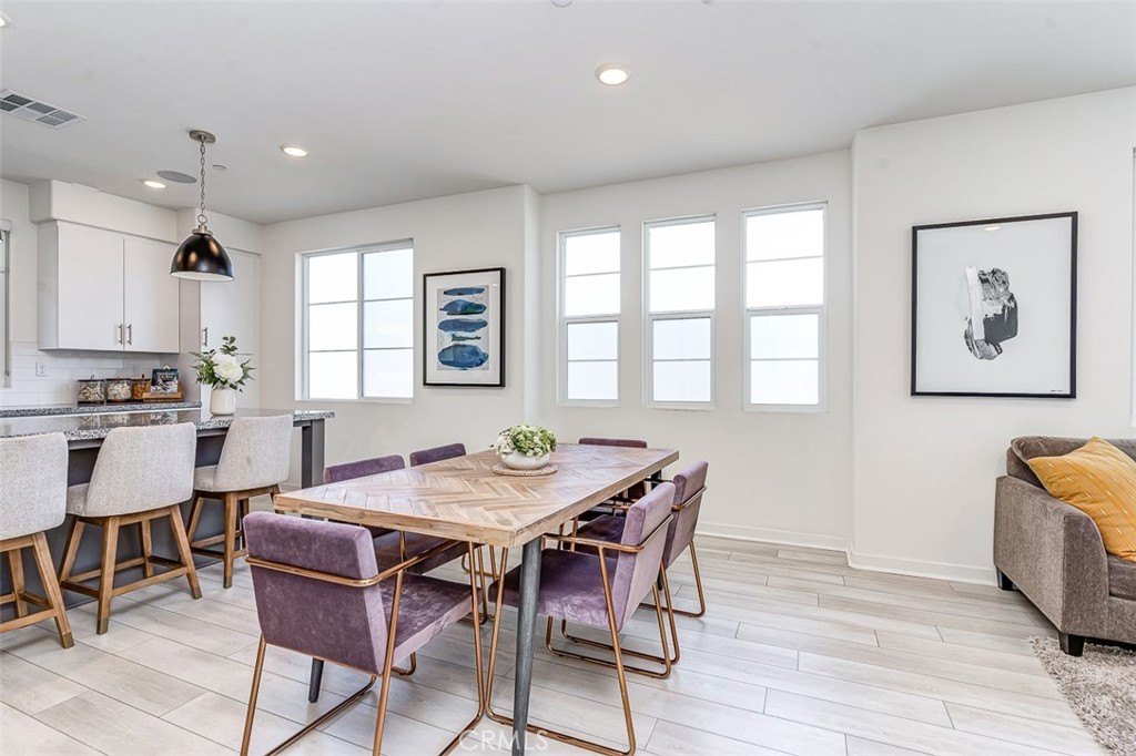 La Mirada, California, 90638, United States, 3 Bedrooms Bedrooms, ,4 BathroomsBathrooms,Residential,For Sale,1927510