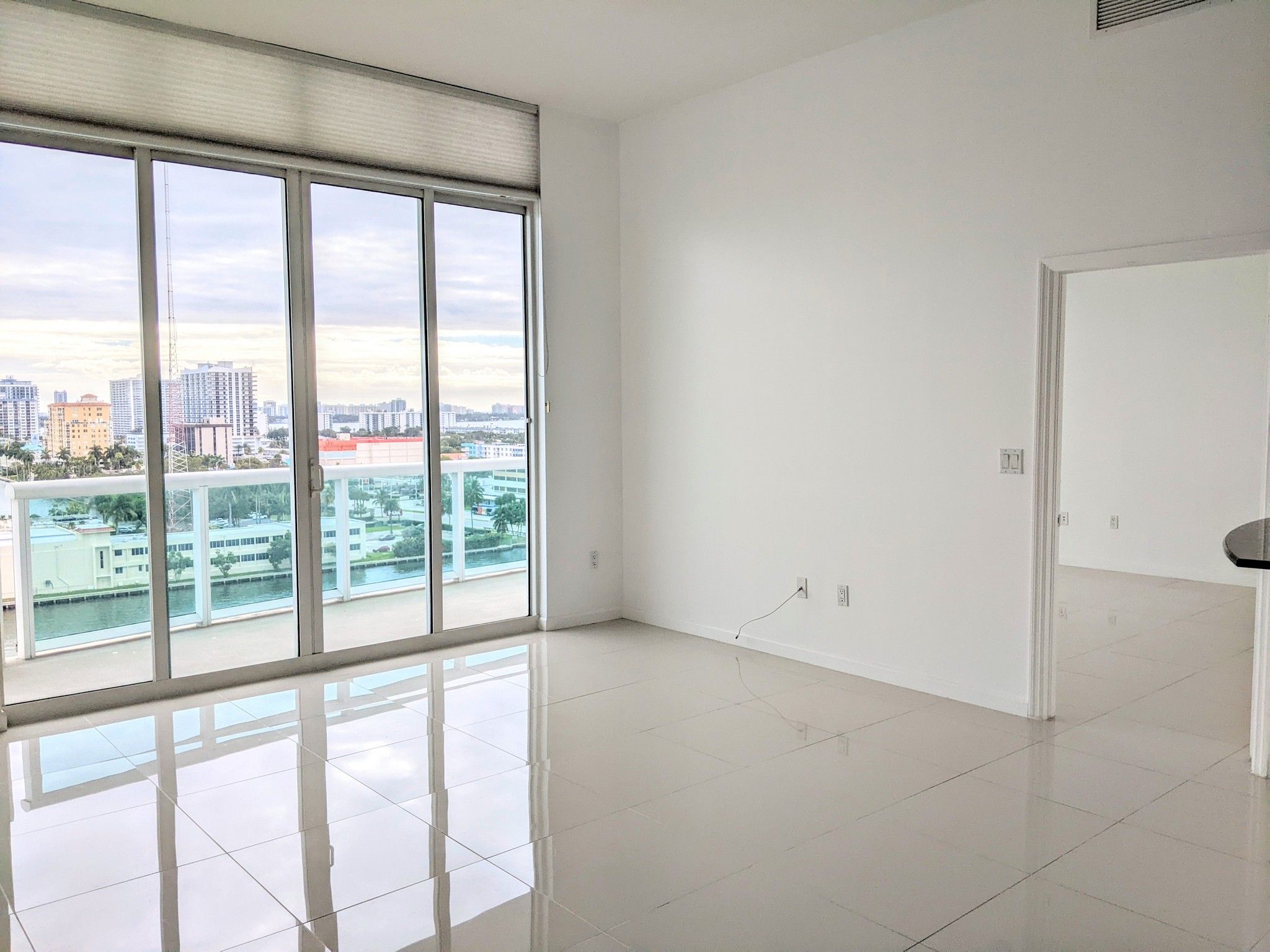  7910 Harbor Island Dr, North Bay Village, FL, 33141 - 物件實景