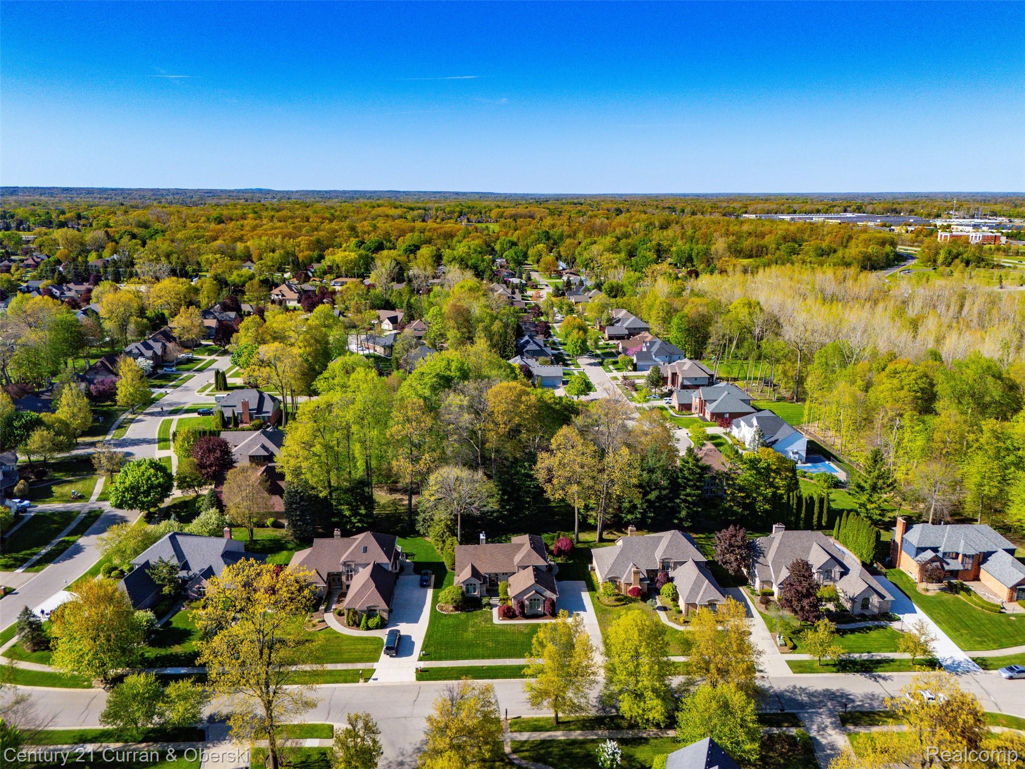Shelby Charter Township, Michigan, 48317, United States, 4 Bedrooms Bedrooms, ,4 BathroomsBathrooms,Residential,For Sale,1937004