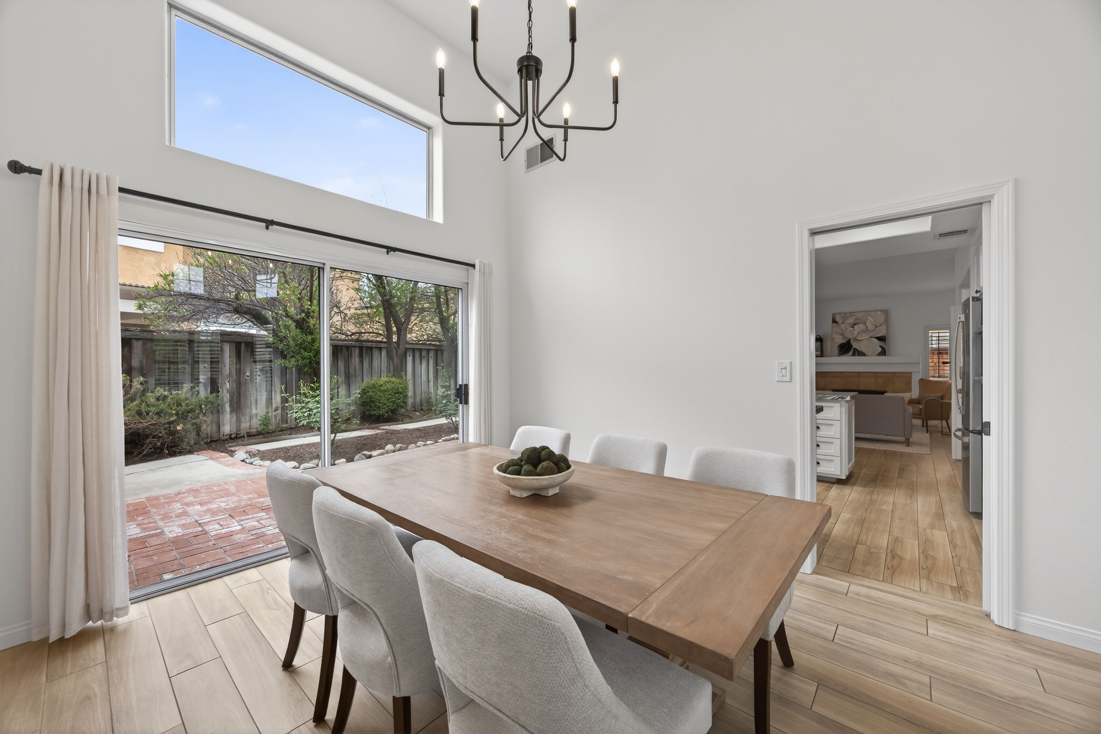  26607 Marigold Court, Calabasas - 物件實景