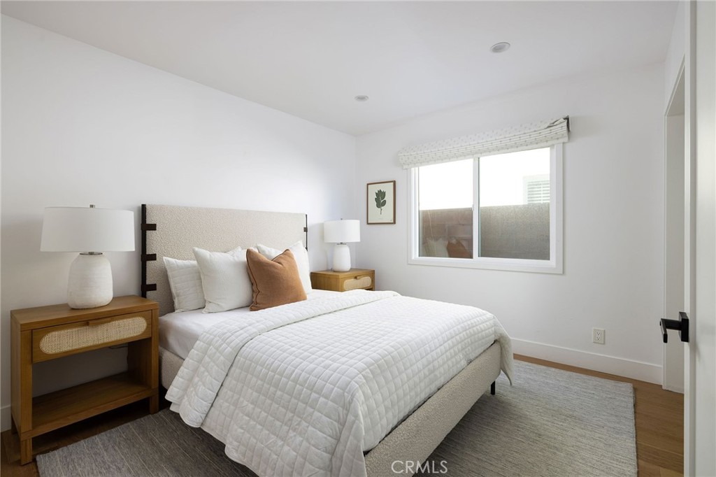 Seal Beach, California, 90740, United States, 5 Bedrooms Bedrooms, ,3 BathroomsBathrooms,Residential,For Sale,1988000