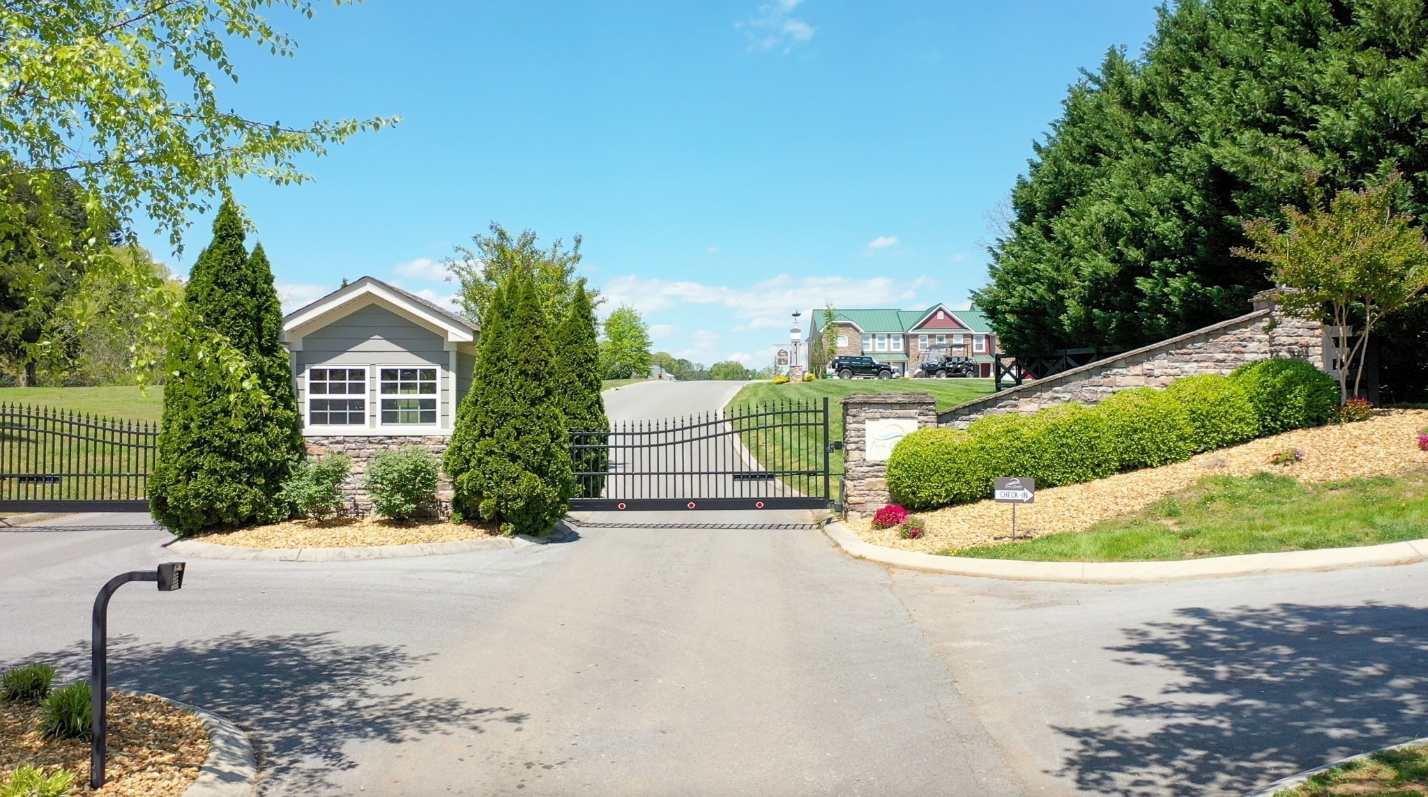 Winchester, Tennessee, 37398, United States, 4 Bedrooms Bedrooms, ,3 BathroomsBathrooms,Residential,For Sale,1980972