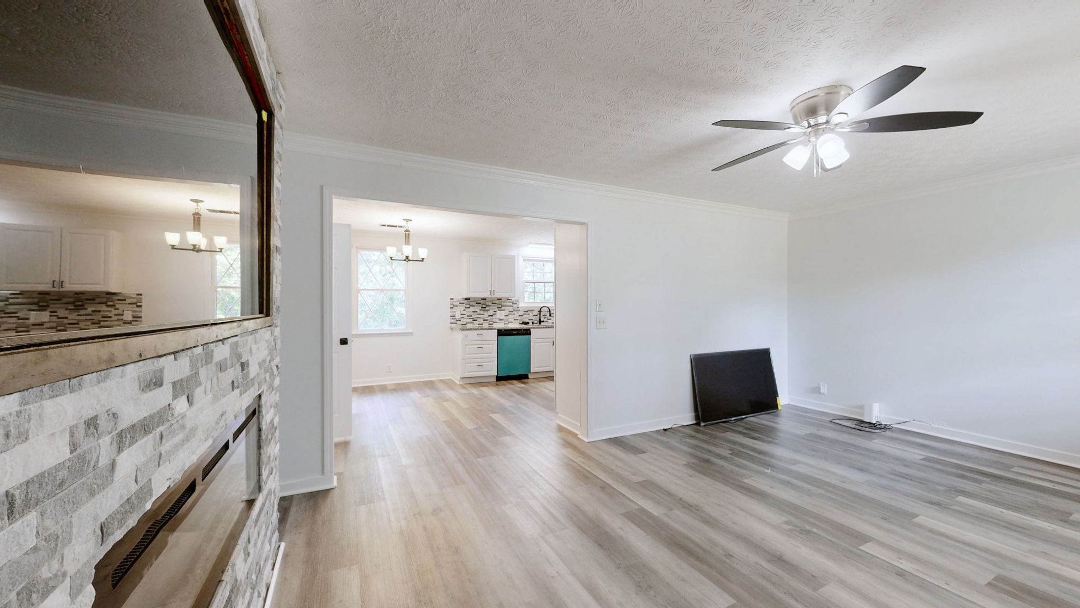  9092 E 40 Rd, Bon Aqua, TN, 37025 - 物件實景