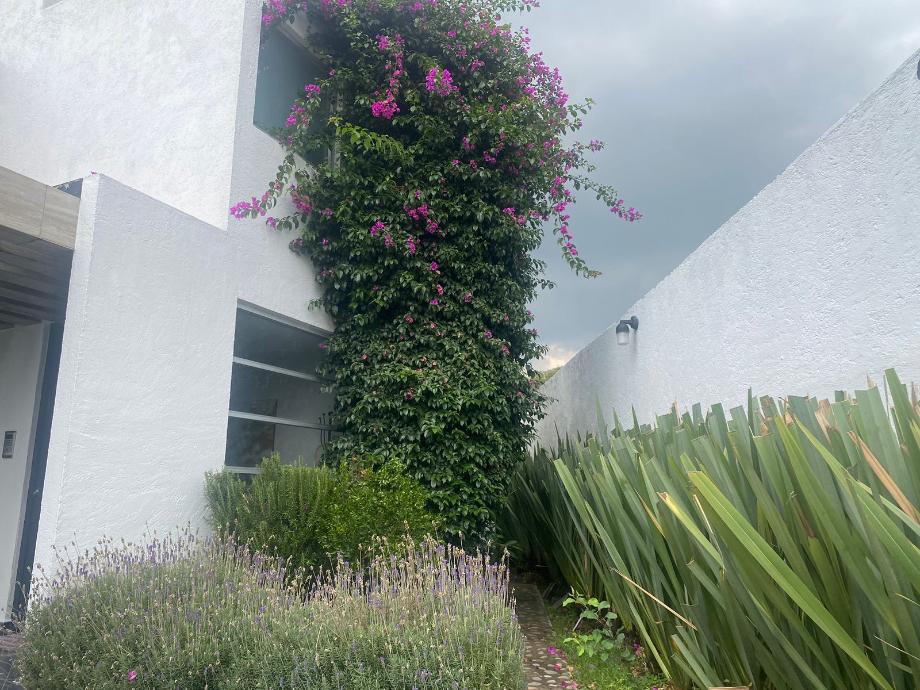 Calzada de los LLorones, Atizapán de Zaragoza, Estado de méxico, 52936, Mexico, 4 Bedrooms Bedrooms, ,5 BathroomsBathrooms,Residential,For Sale,Calzada de los LLorones,1623080