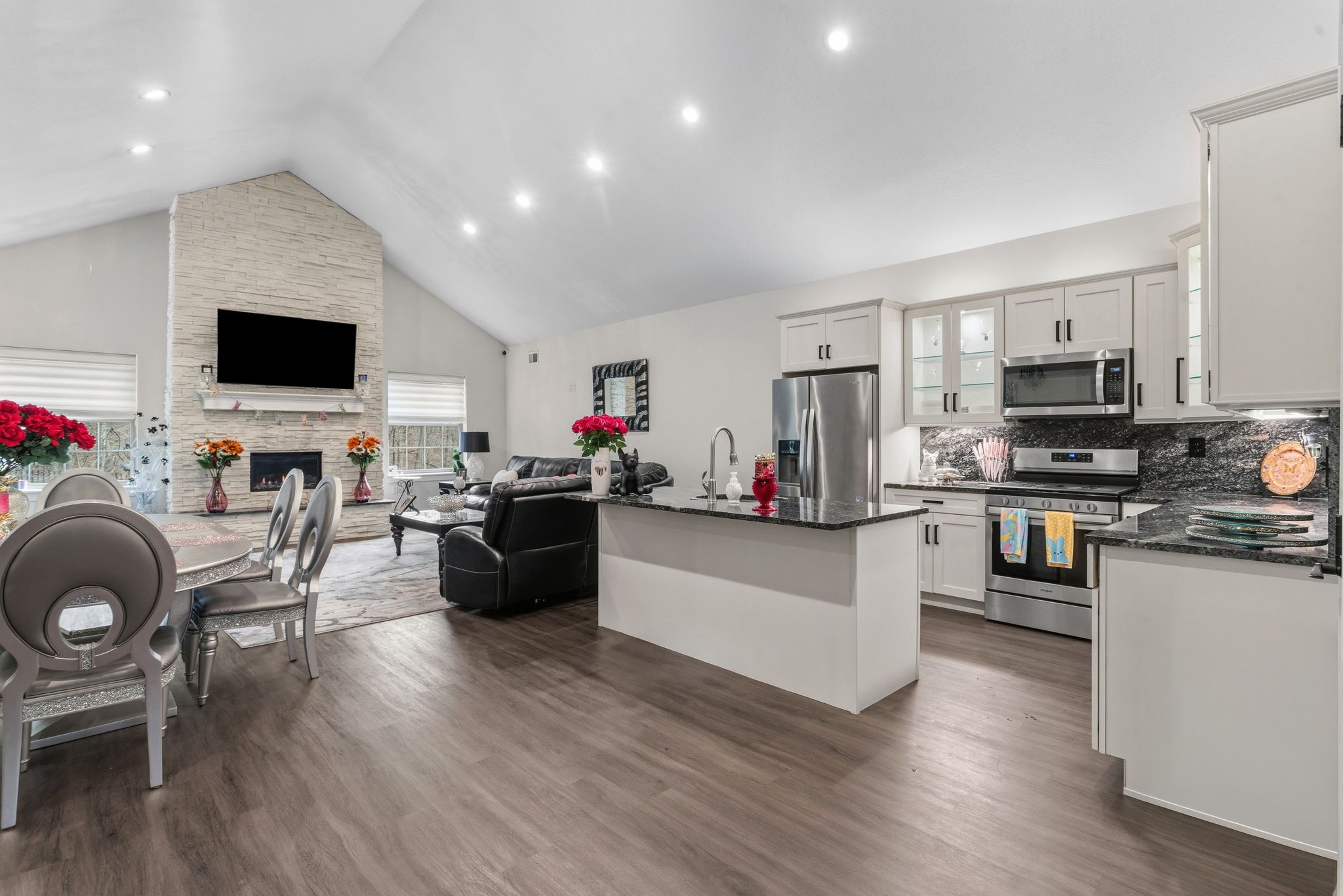  113 Hemingway Lane, Coraopolis, PA 15108 - 物件實景
