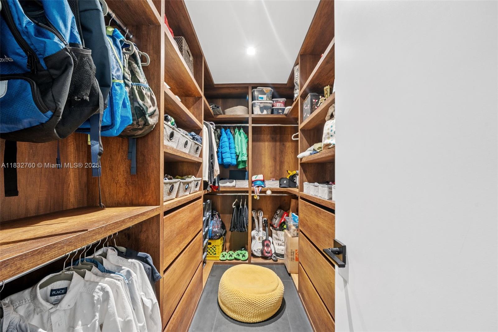 Miami, Florida, 33137, United States, 4 Bedrooms Bedrooms, ,5 BathroomsBathrooms,Residential,For Sale,1883564