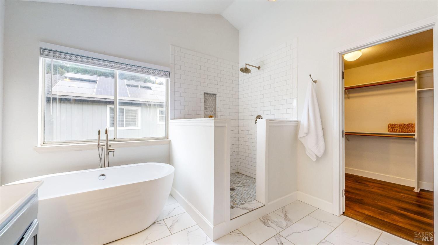 Santa Rosa, California, 95403, United States, 3 Bedrooms Bedrooms, ,3 BathroomsBathrooms,Residential,For Sale,1979353